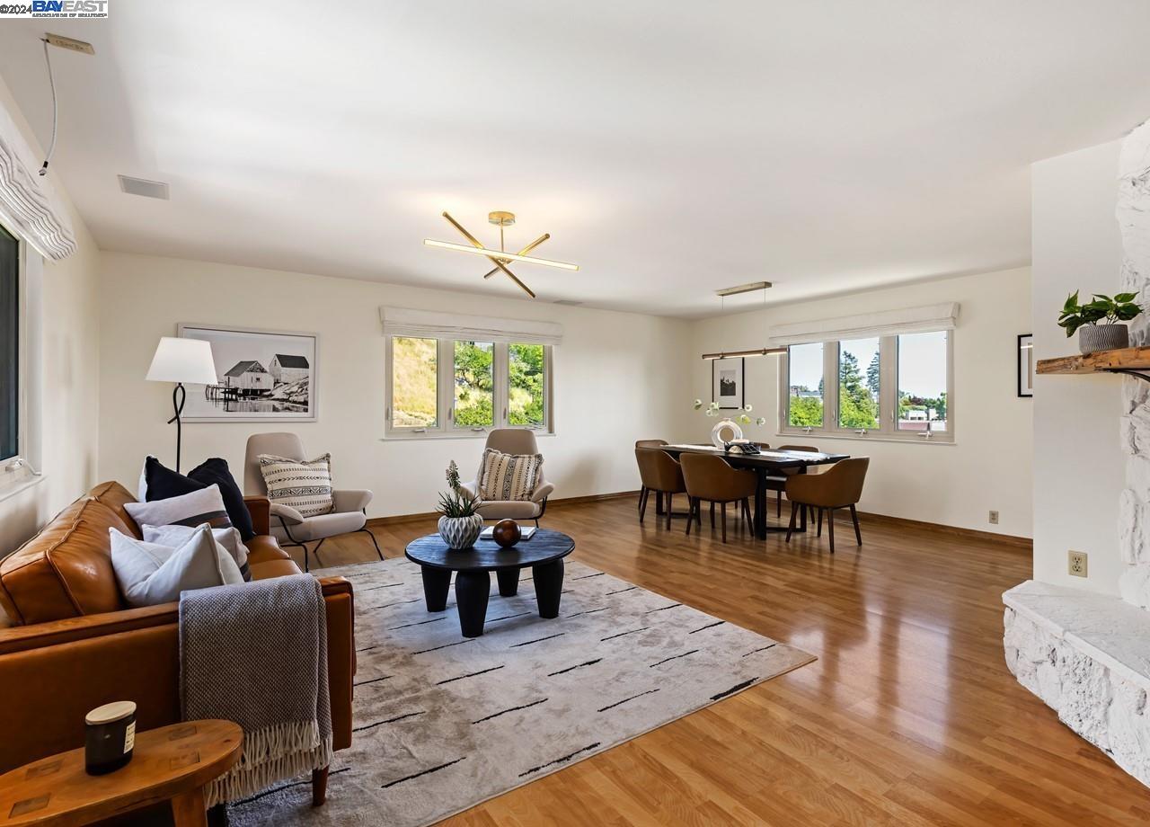 Detail Gallery Image 11 of 60 For 19141 Crest Ave, Castro Valley,  CA 94546 - 3 Beds | 2 Baths