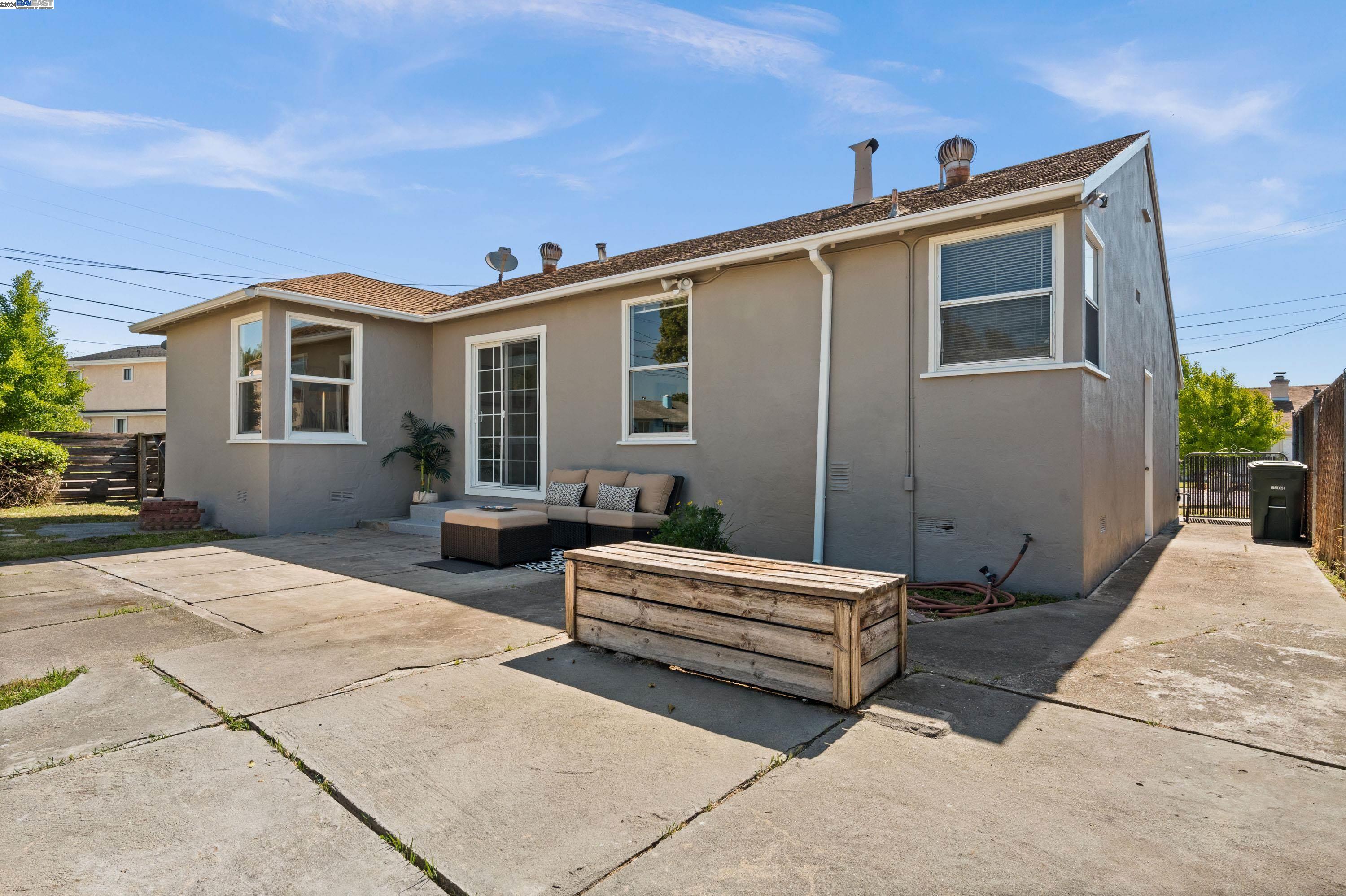 Detail Gallery Image 23 of 31 For 214 Reva Ave, San Leandro,  CA 94577 - 2 Beds | 1 Baths