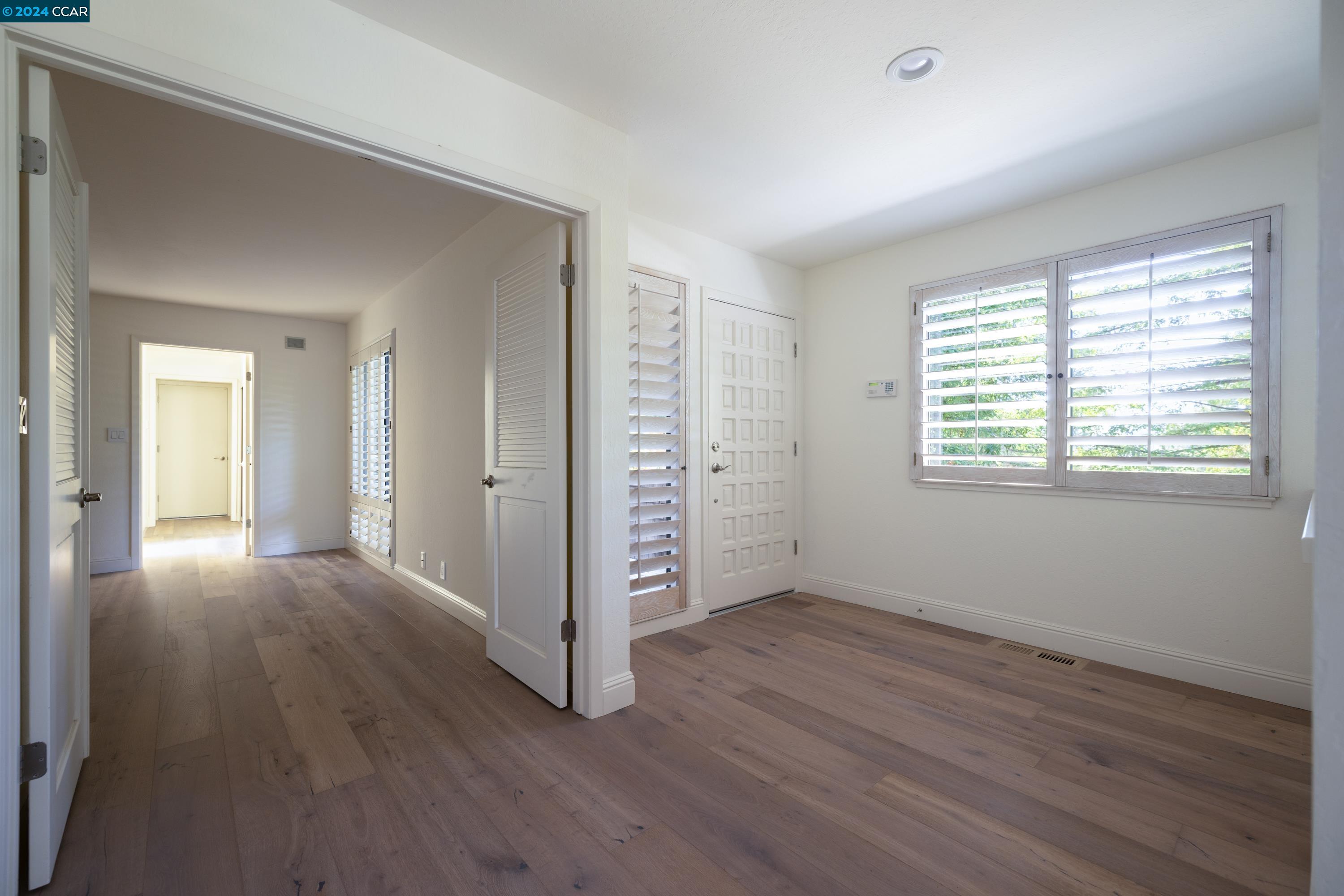 Detail Gallery Image 18 of 31 For 166 Ravenhill Road, Orinda,  CA 94563 - 3 Beds | 2/1 Baths