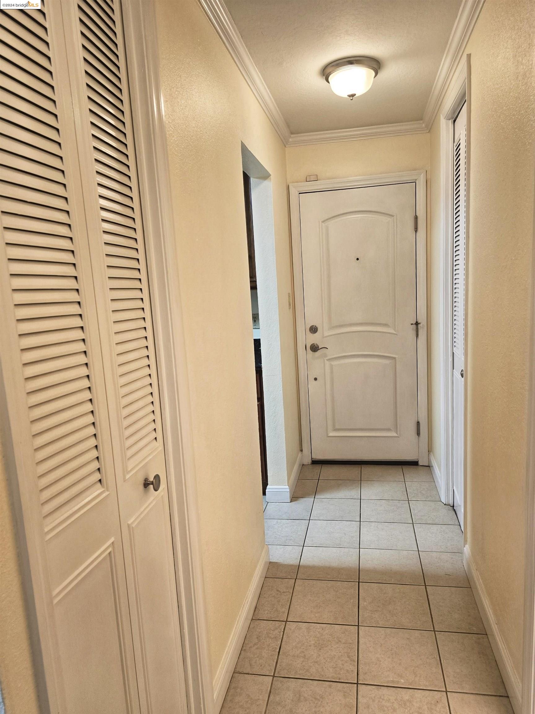 Detail Gallery Image 11 of 20 For 1699 Laguna St #305,  Concord,  CA 94520 - 1 Beds | 1 Baths