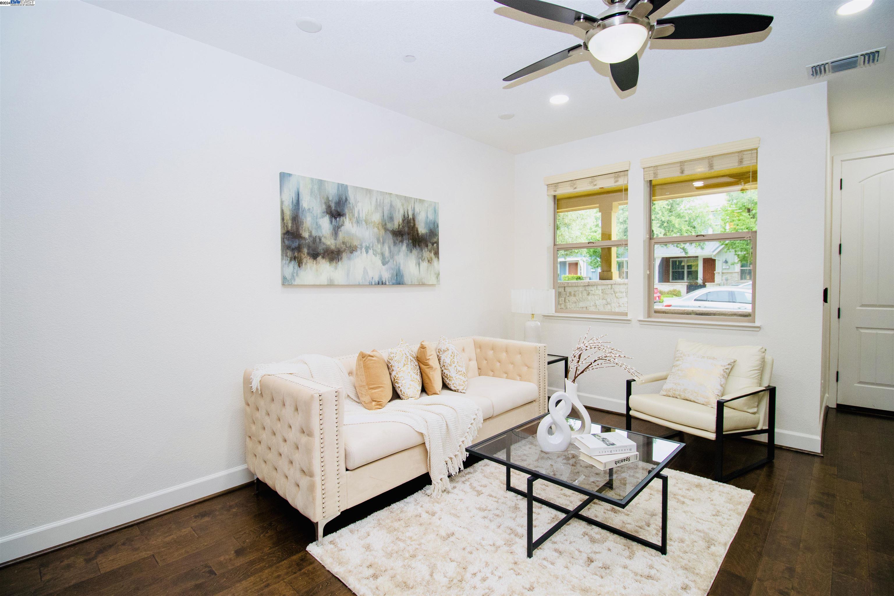 Photo #5: 41060299 Listing 