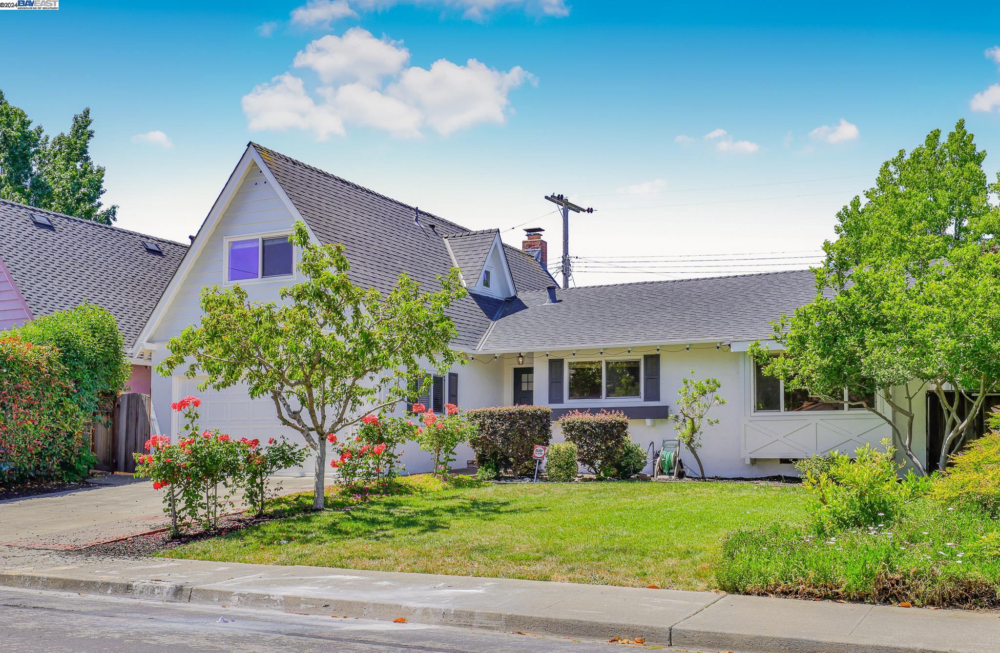 Detail Gallery Image 1 of 1 For 714 Valley Way, Santa Clara,  CA 95051 - 4 Beds | 2 Baths