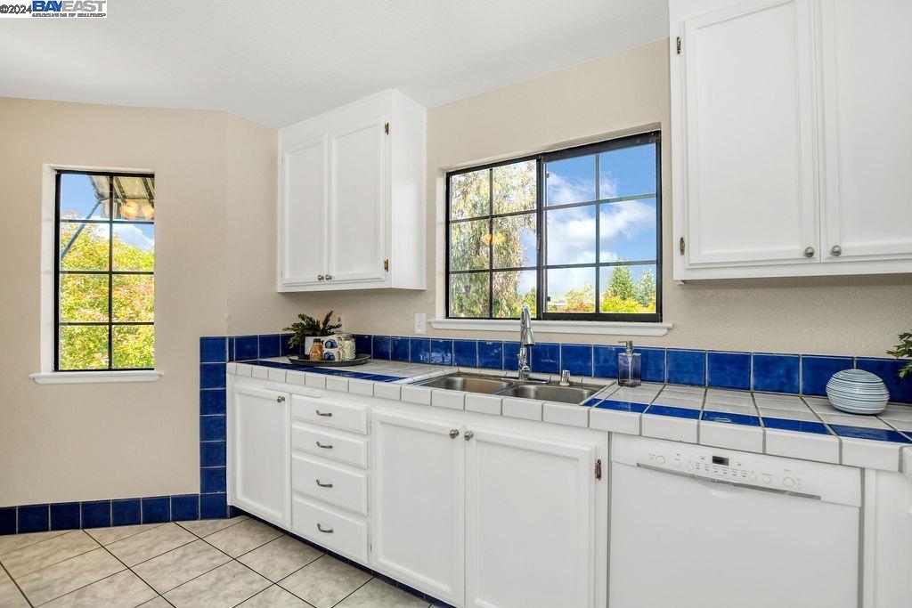 Detail Gallery Image 13 of 38 For 410 Canyon Woods Pl #D,  San Ramon,  CA 94582 - 2 Beds | 2 Baths