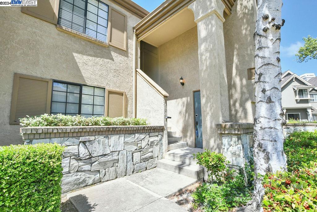 Detail Gallery Image 4 of 38 For 410 Canyon Woods Pl #D,  San Ramon,  CA 94582 - 2 Beds | 2 Baths