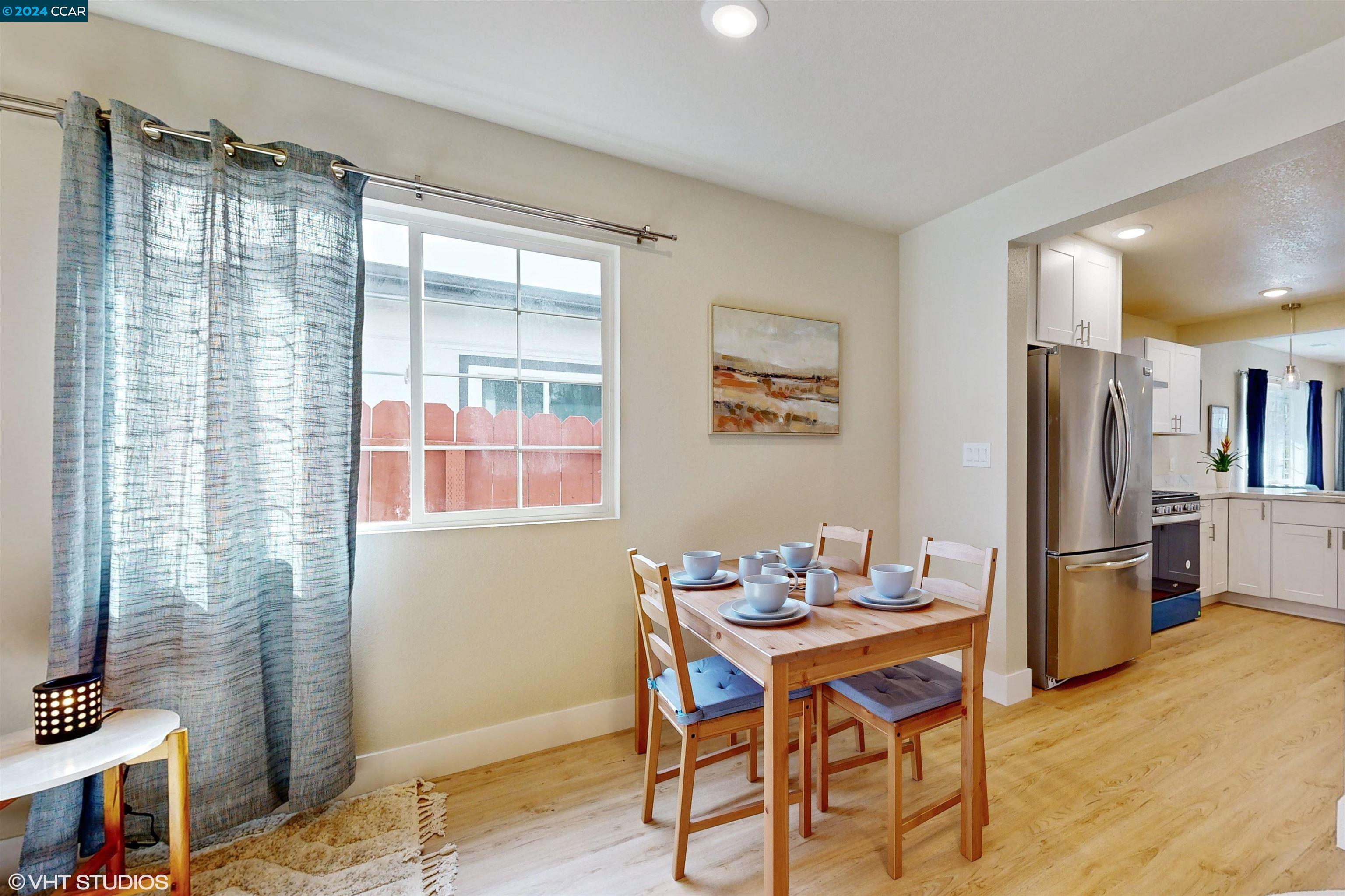Detail Gallery Image 9 of 26 For 5054 Congress Avenue, Oakland,  CA 94601 - 3 Beds | 2 Baths