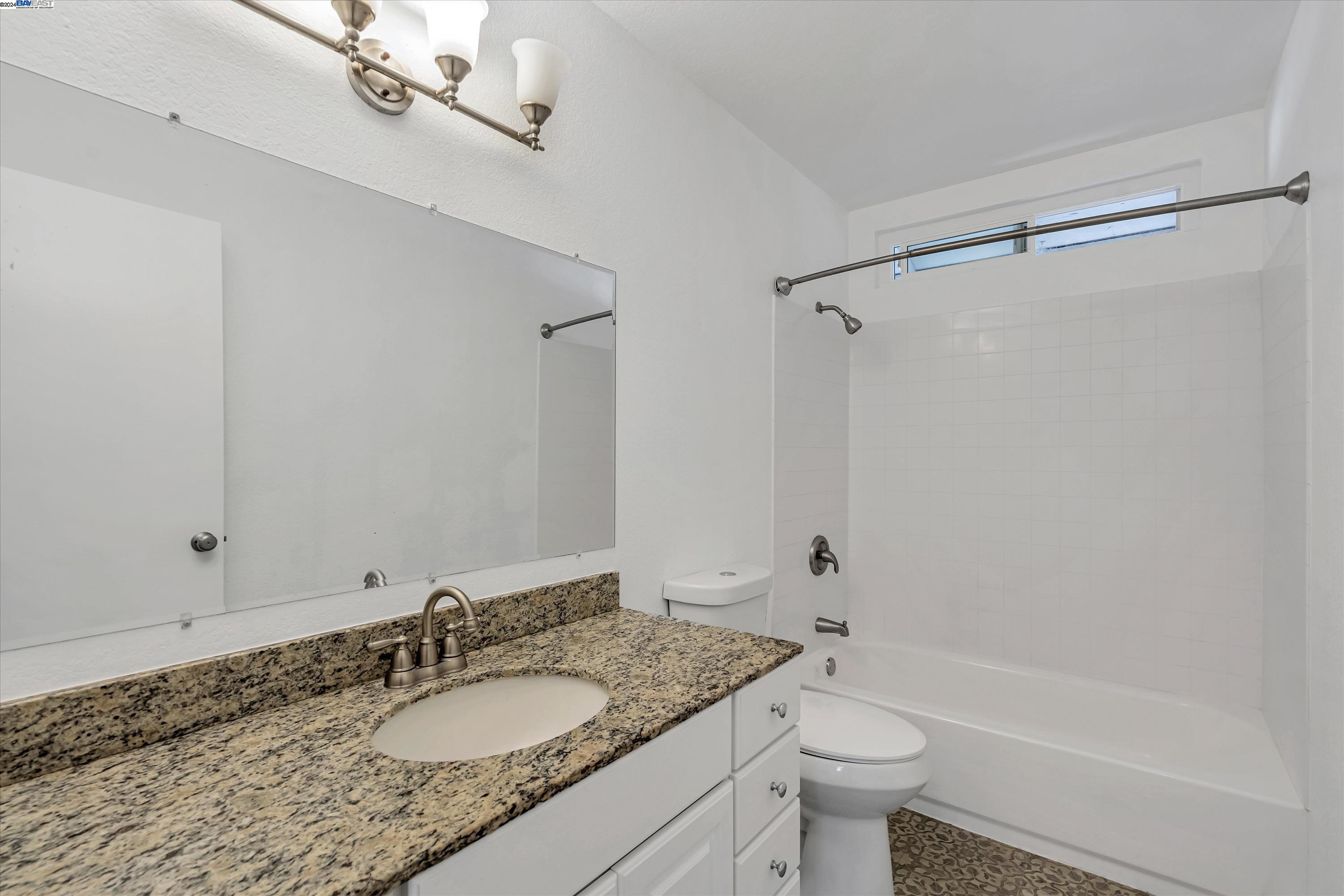 Detail Gallery Image 14 of 15 For 18771 Park Tree Ln, Sonoma,  CA 95476 - 2 Beds | 1/1 Baths