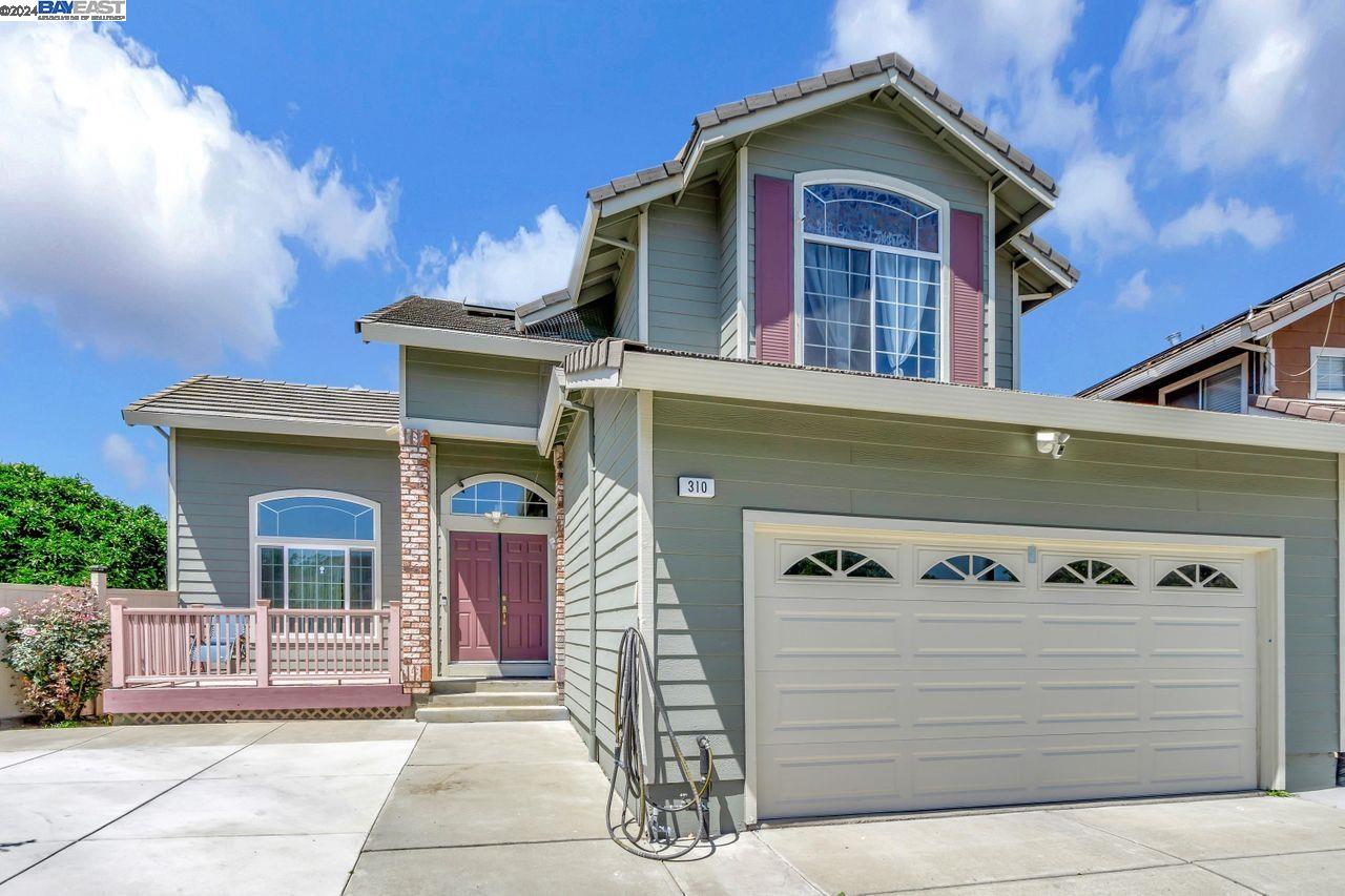 Detail Gallery Image 1 of 1 For 310 Snow Flake Way, Pittsburg,  CA 94565 - 6 Beds | 4 Baths