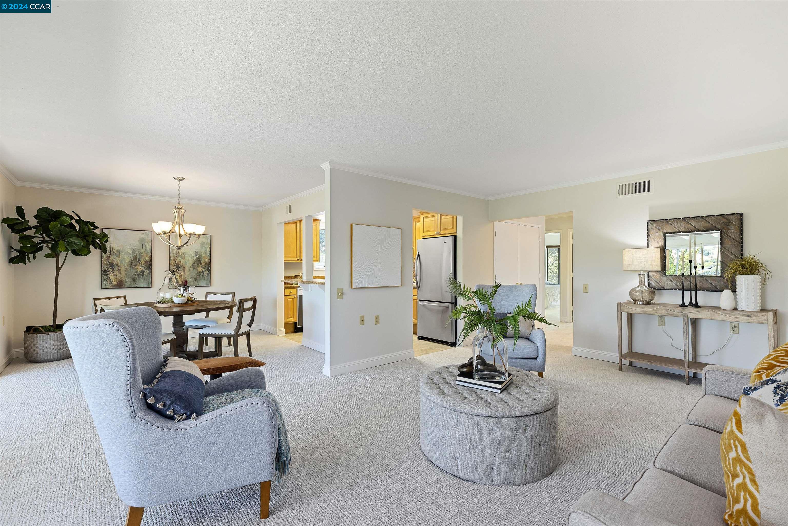 Detail Gallery Image 4 of 20 For 2301 Pine Knoll Dr #15,  Walnut Creek,  CA 94595 - 2 Beds | 1 Baths