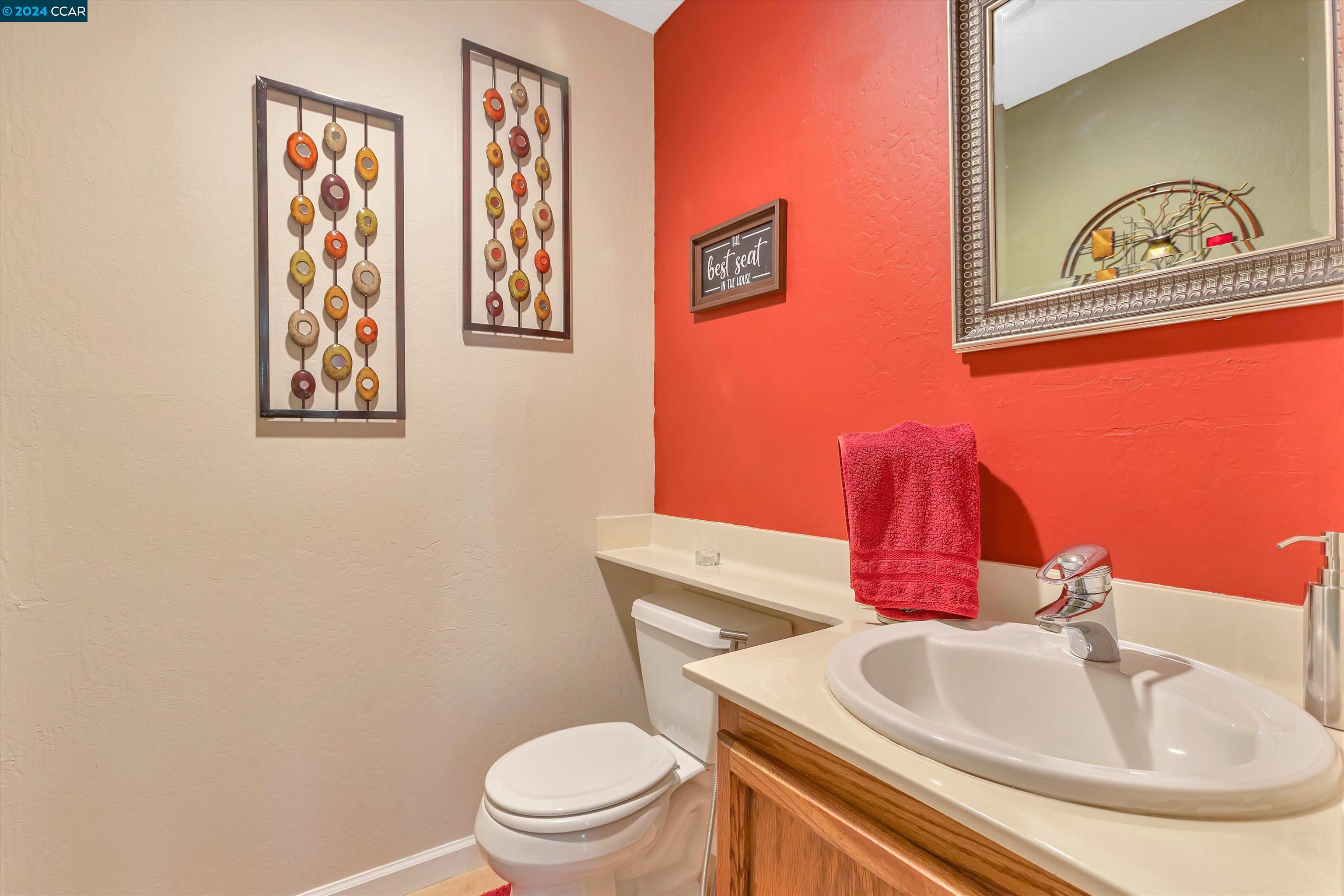 Detail Gallery Image 14 of 38 For 349 Scottsdale Rd, Pleasant Hill,  CA 94523 - 3 Beds | 2/1 Baths