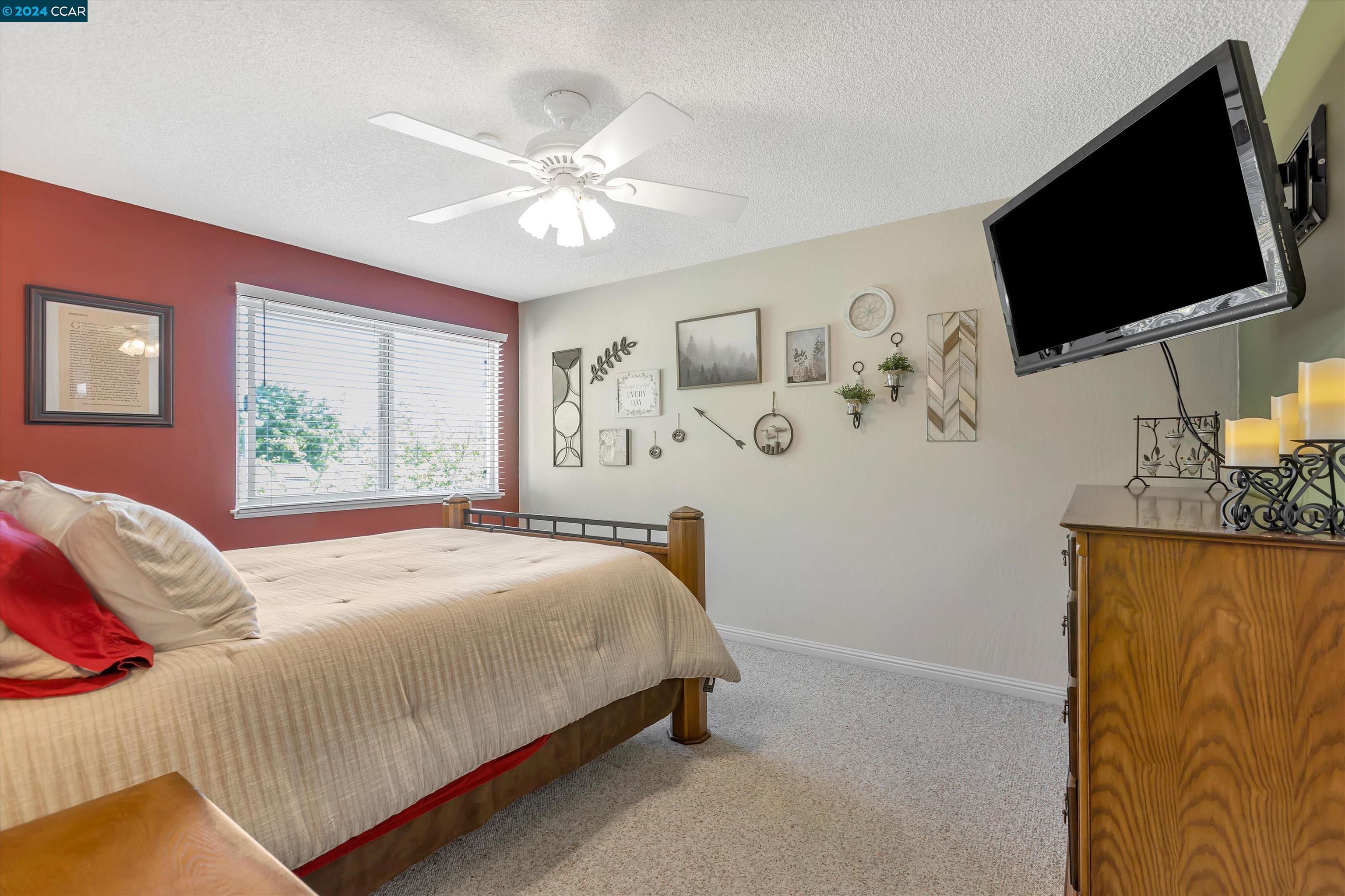 Detail Gallery Image 20 of 38 For 349 Scottsdale Rd, Pleasant Hill,  CA 94523 - 3 Beds | 2/1 Baths