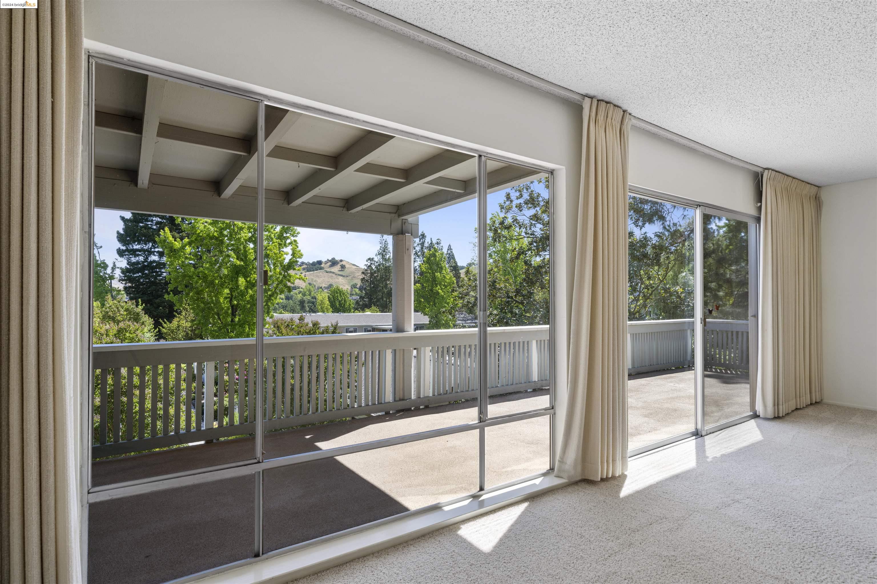 Detail Gallery Image 15 of 23 For 1201 Fairlawn Ct #11,  Walnut Creek,  CA 94595 - 2 Beds | 1 Baths