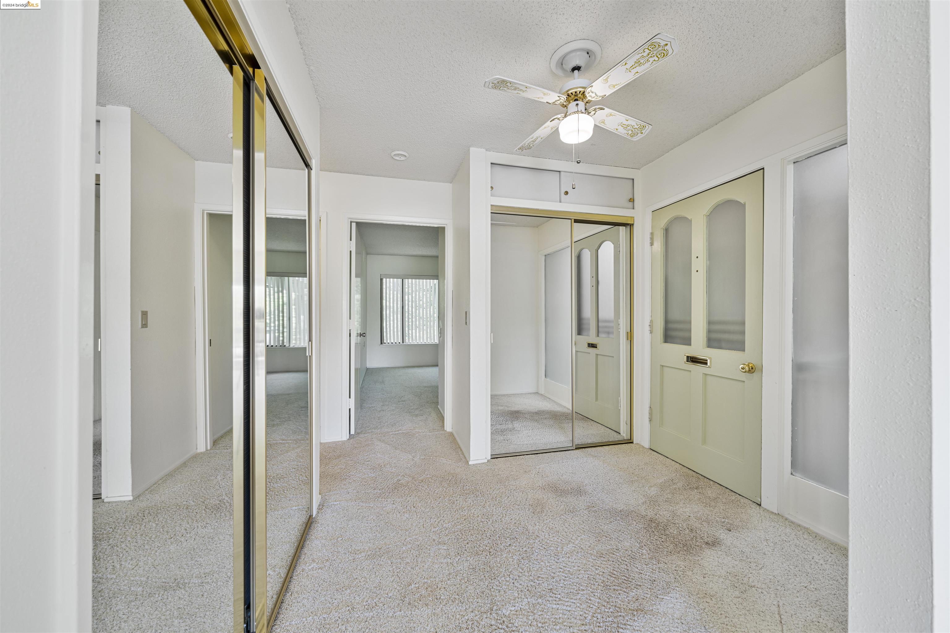 Detail Gallery Image 3 of 23 For 1201 Fairlawn Ct #11,  Walnut Creek,  CA 94595 - 2 Beds | 1 Baths