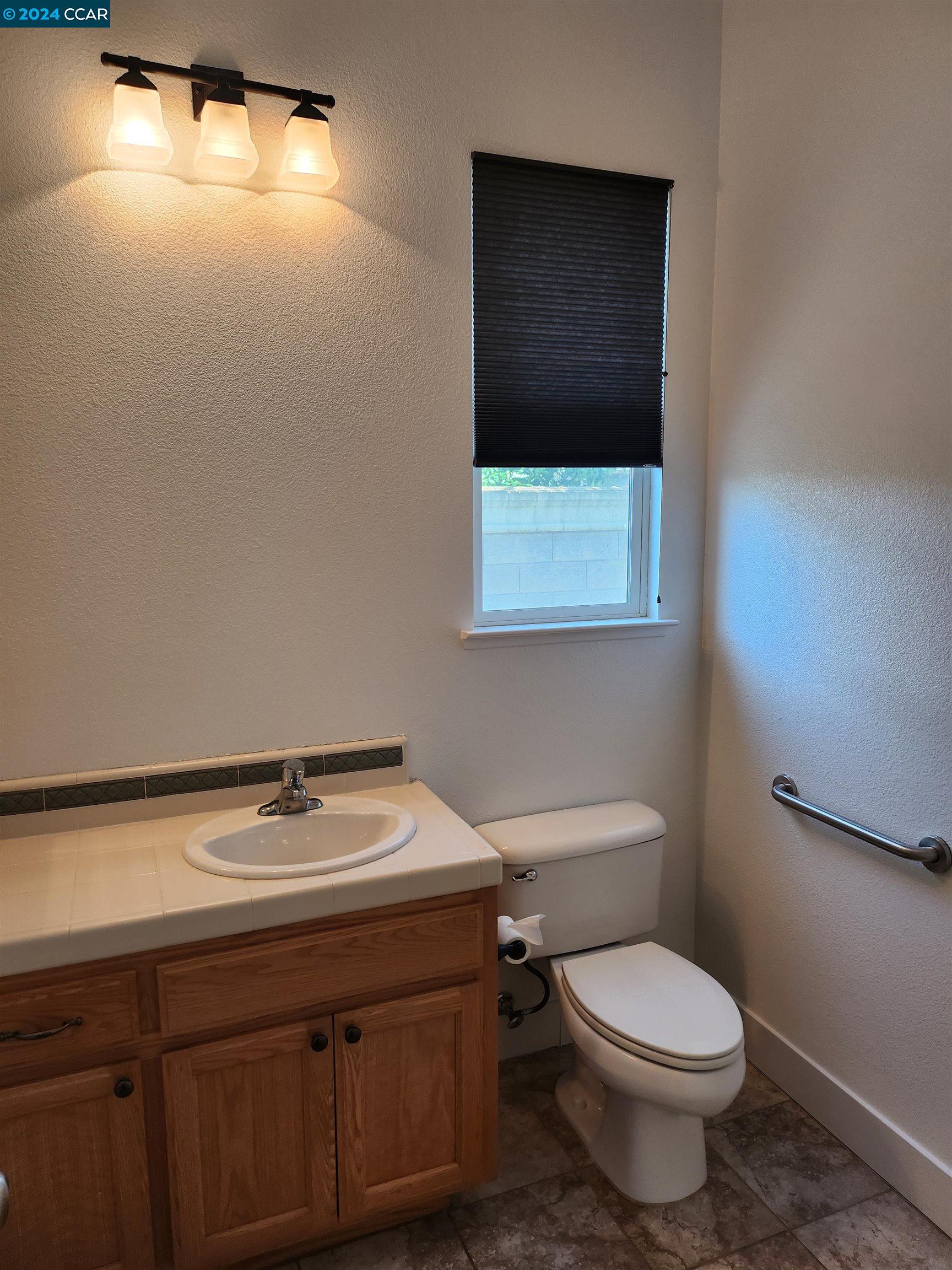 Detail Gallery Image 16 of 22 For 930 Natoma Ct, Discovery Bay,  CA 94505 - 3 Beds | 2/1 Baths