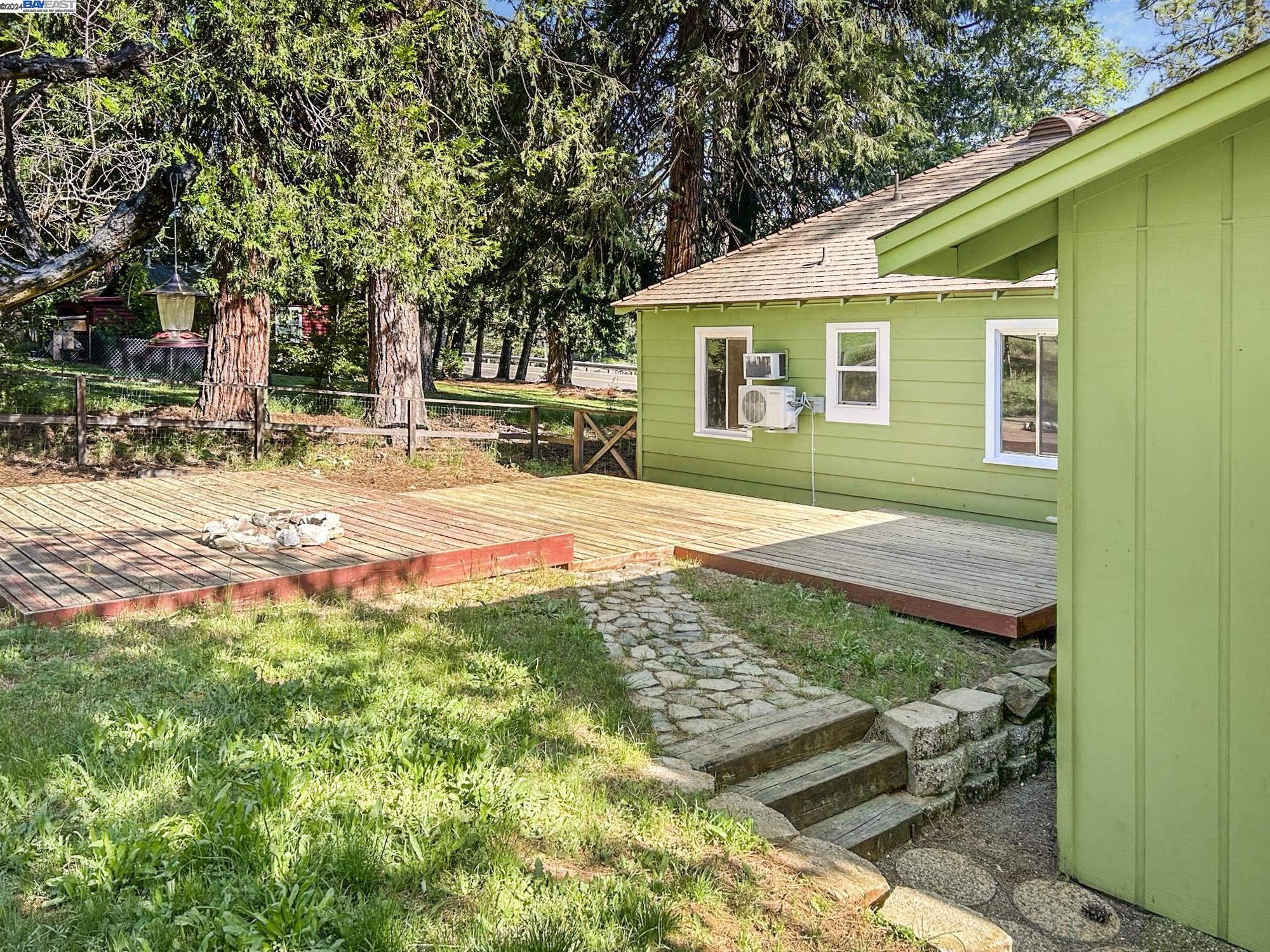 Detail Gallery Image 3 of 22 For 3275 Carson Rd, Placerville,  CA 95667 - 3 Beds | 2 Baths