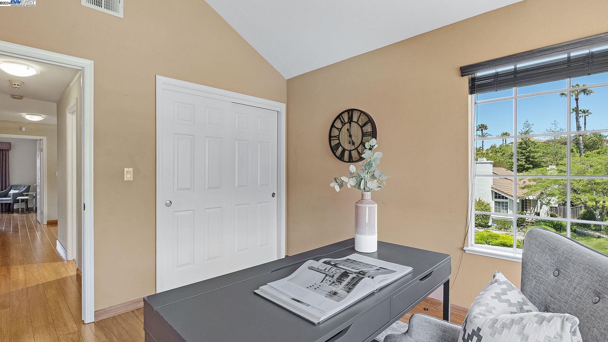 Detail Gallery Image 6 of 59 For 811 Beaver Ct, Fremont,  CA 94539 - 4 Beds | 2/1 Baths