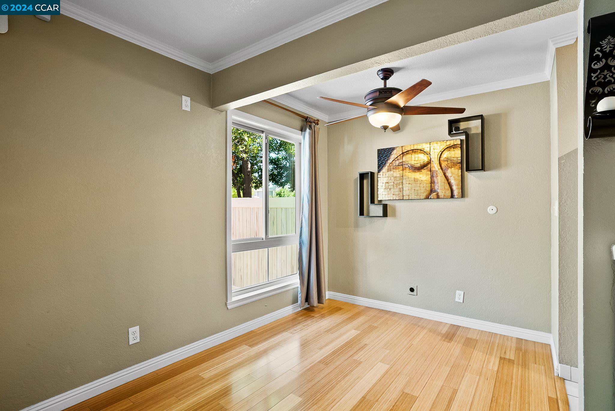 Detail Gallery Image 10 of 30 For 2040 Sierra Rd #4,  Concord,  CA 94518 - 2 Beds | 1/1 Baths