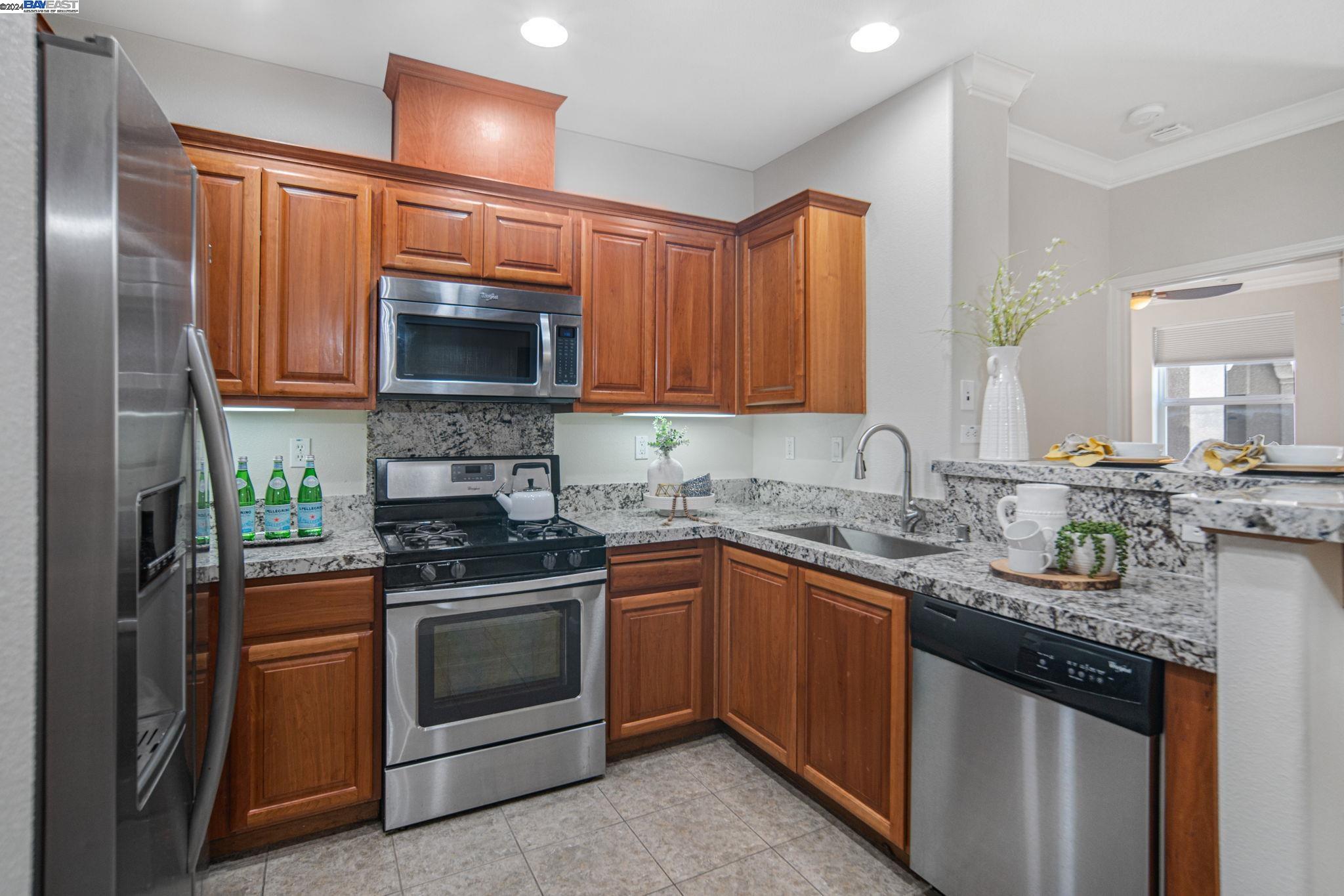 Photo #2: 41060364 Listing 