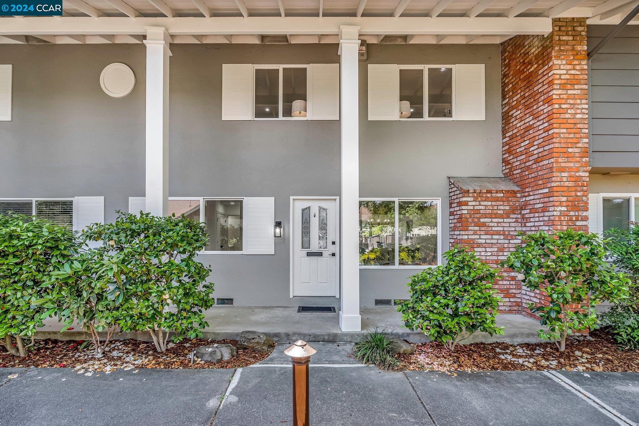 Photo #3: 41060379 Listing 