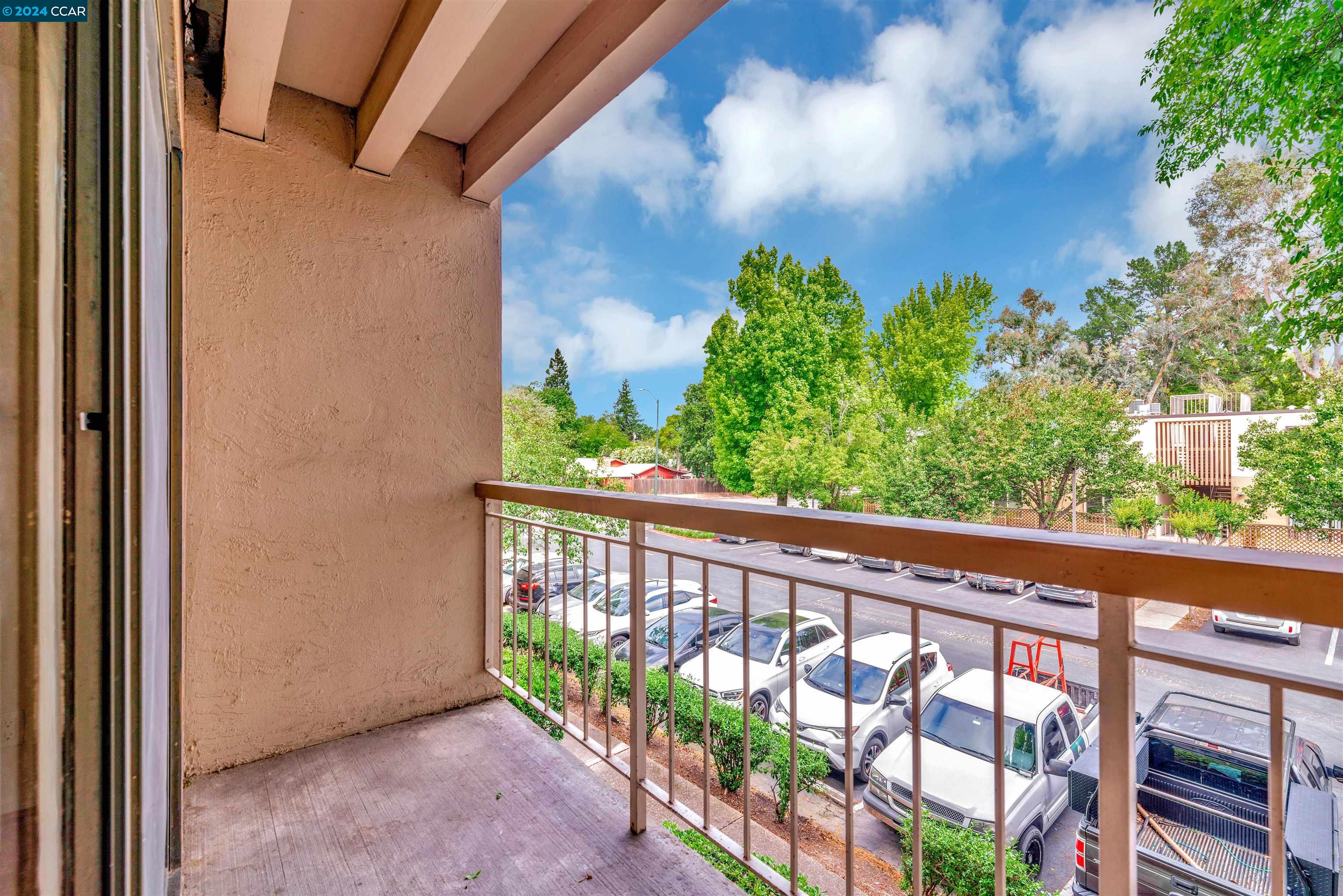 Detail Gallery Image 11 of 17 For 470 N Civic Dr #208,  Walnut Creek,  CA 94596 - 1 Beds | 1 Baths