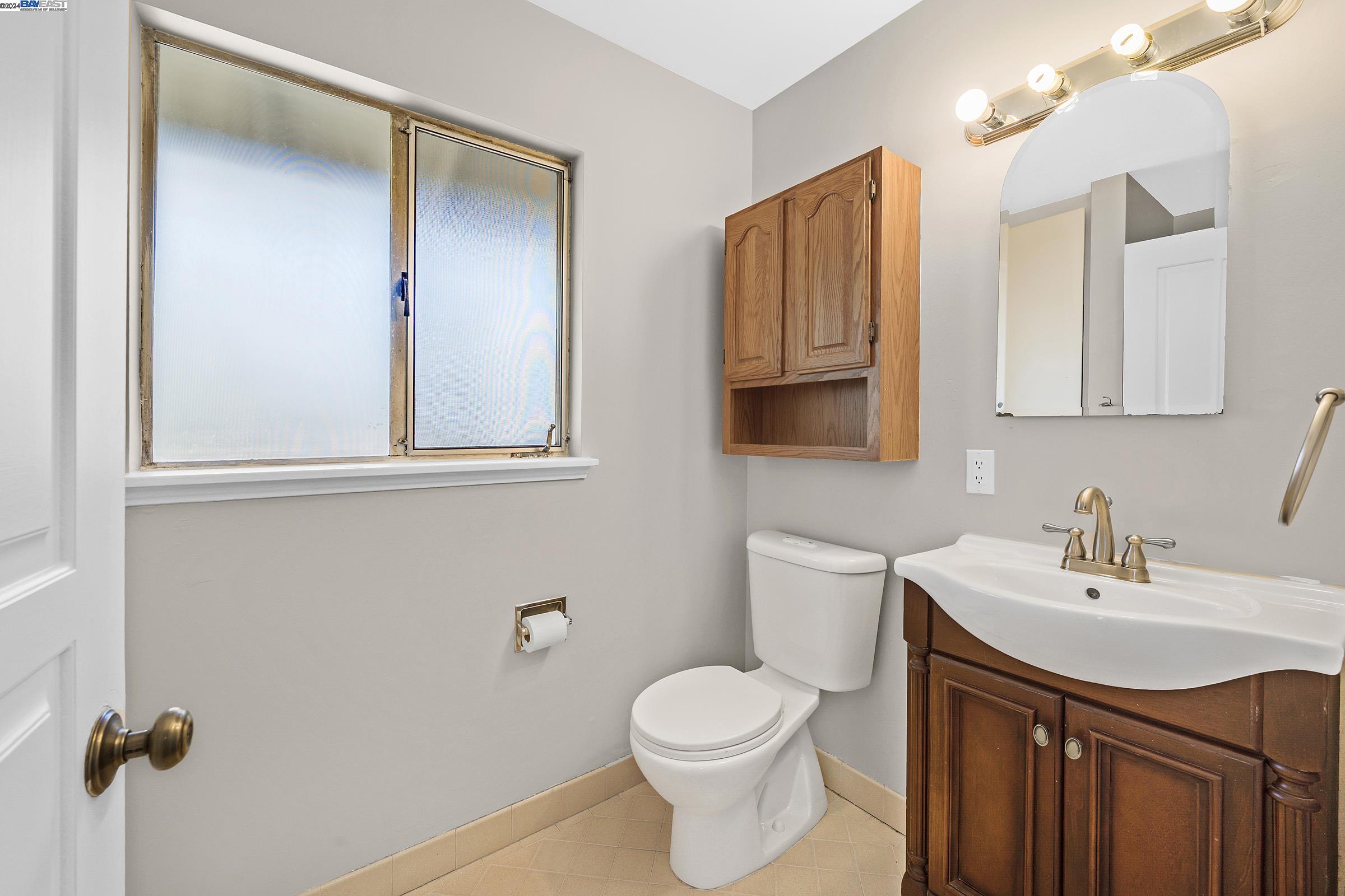 Detail Gallery Image 16 of 25 For 1167 Aberdeen Avenue, Livermore,  CA 94550 - 3 Beds | 2 Baths