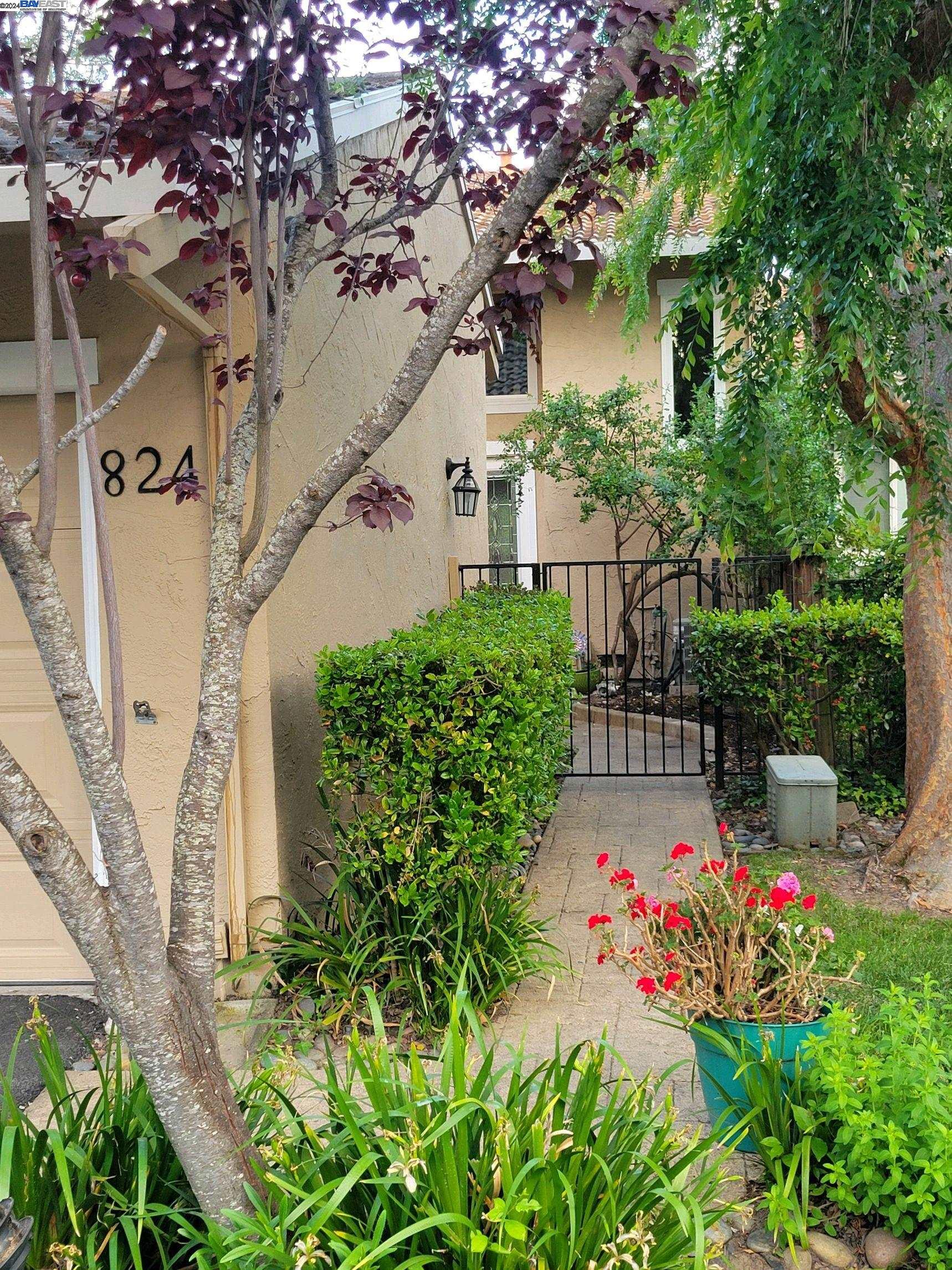 Photo #2: 41060448 Listing 