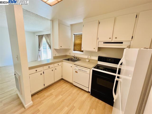 Detail Gallery Image 12 of 17 For 385 Camelback Rd #23,  Pleasant Hill,  CA 94523 - 1 Beds | 1 Baths