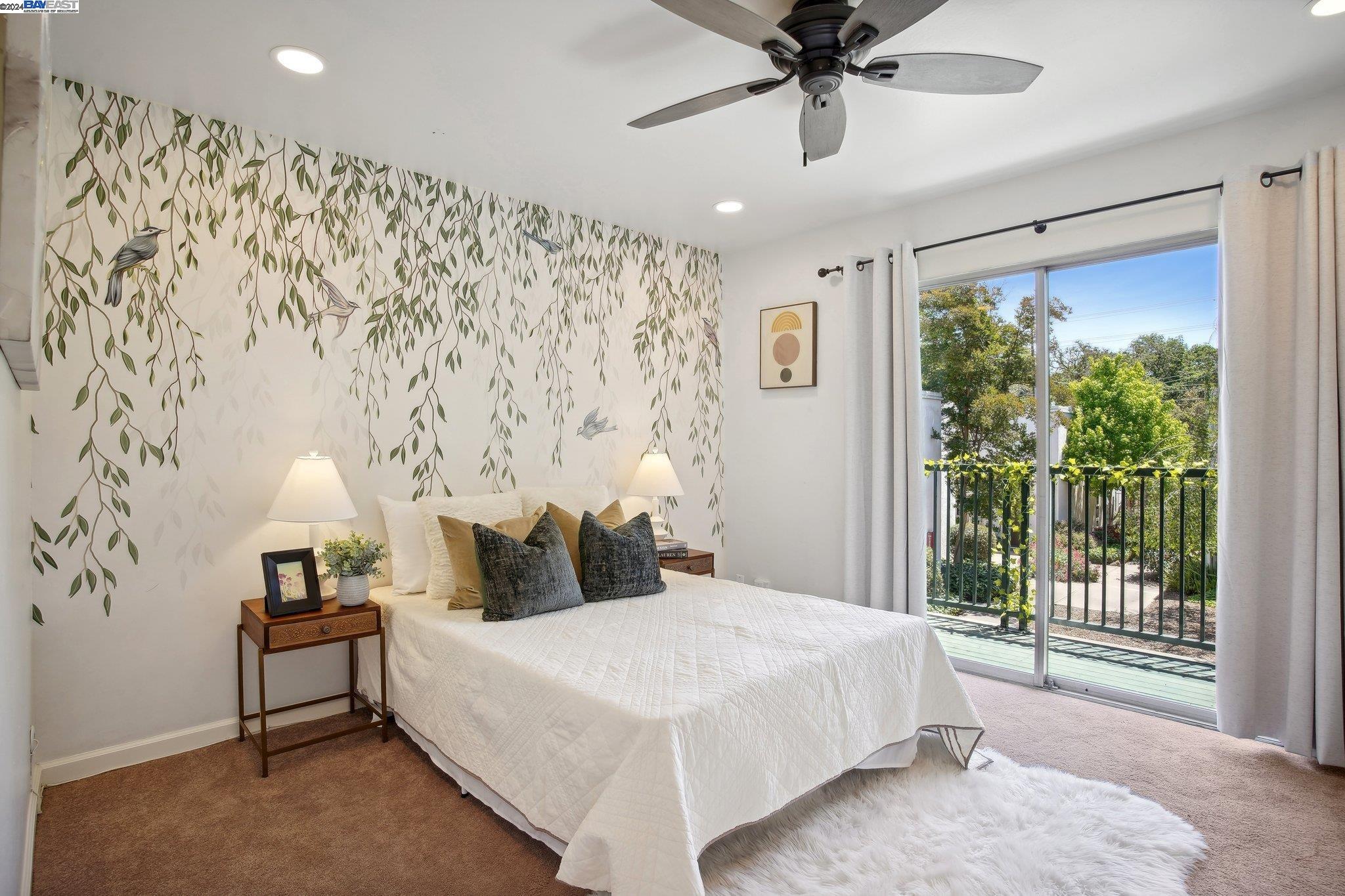 Detail Gallery Image 14 of 26 For 1411 Creekside Dr #12,  Walnut Creek,  CA 94596 - 2 Beds | 1/1 Baths