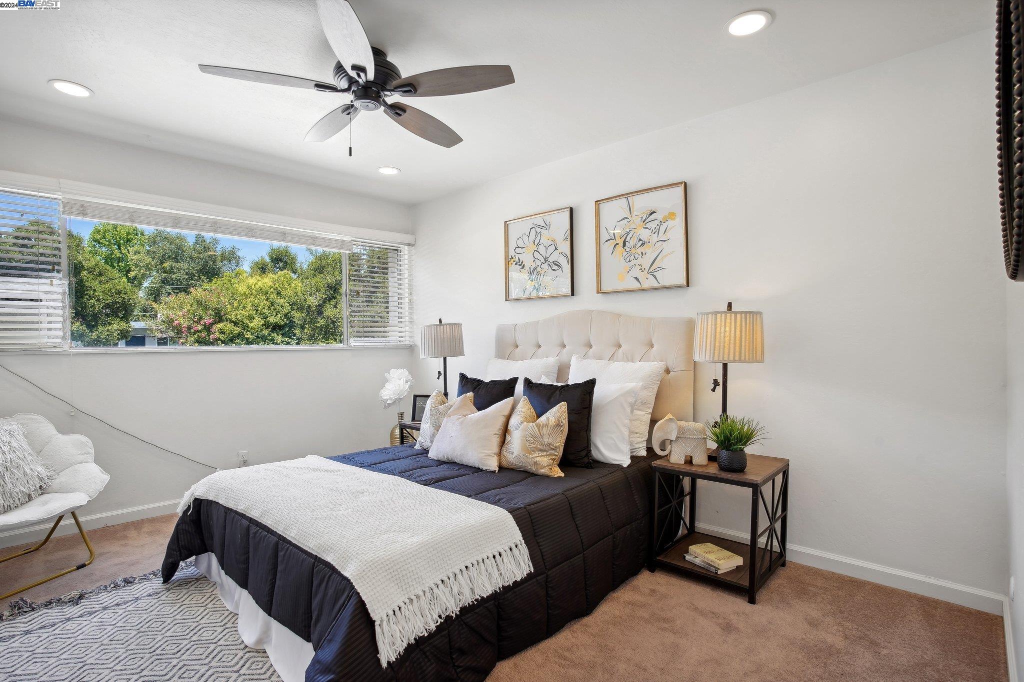 Detail Gallery Image 15 of 26 For 1411 Creekside Dr #12,  Walnut Creek,  CA 94596 - 2 Beds | 1/1 Baths
