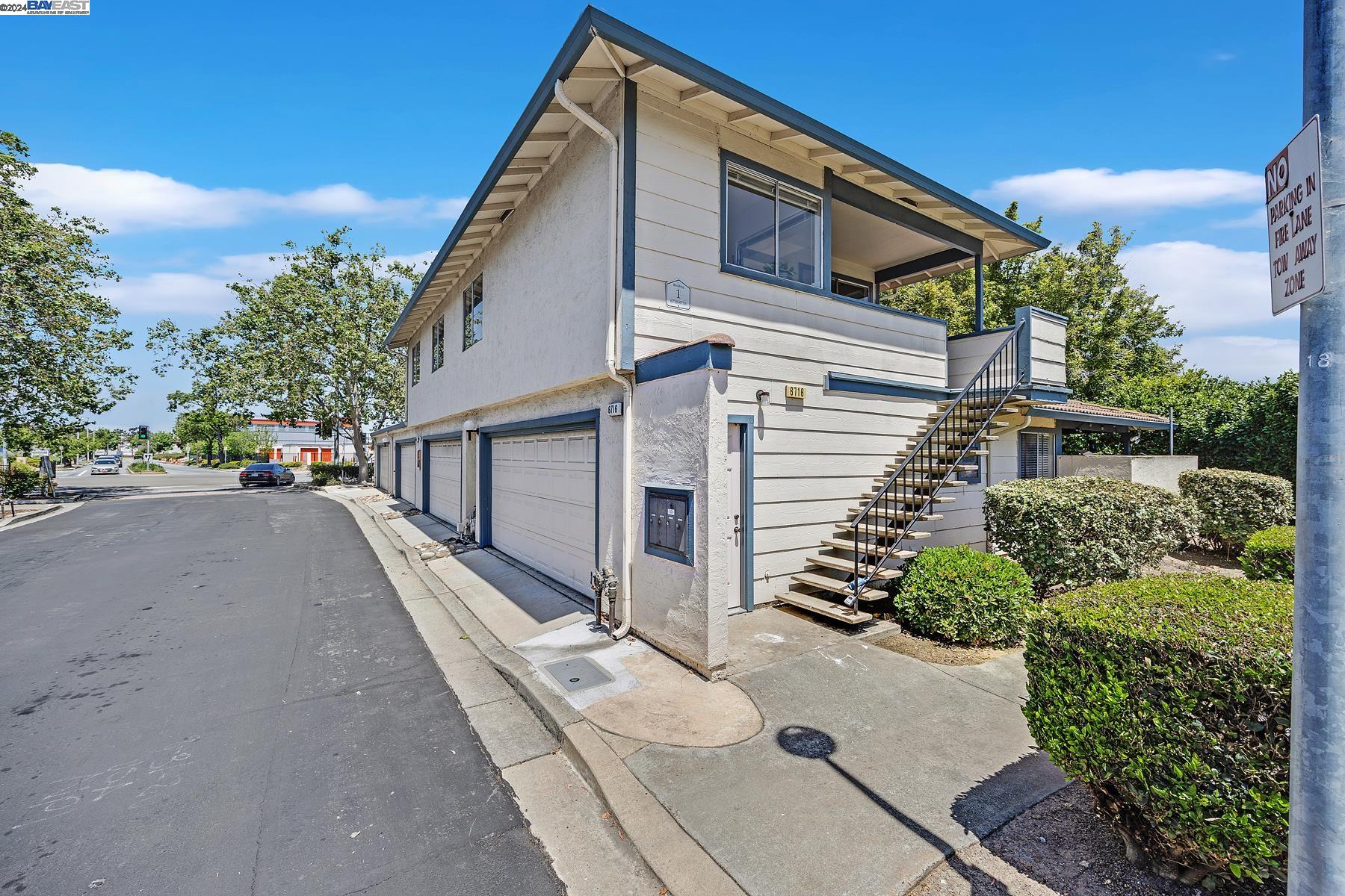More Details about MLS # 41060532 : 6716 JARVIS