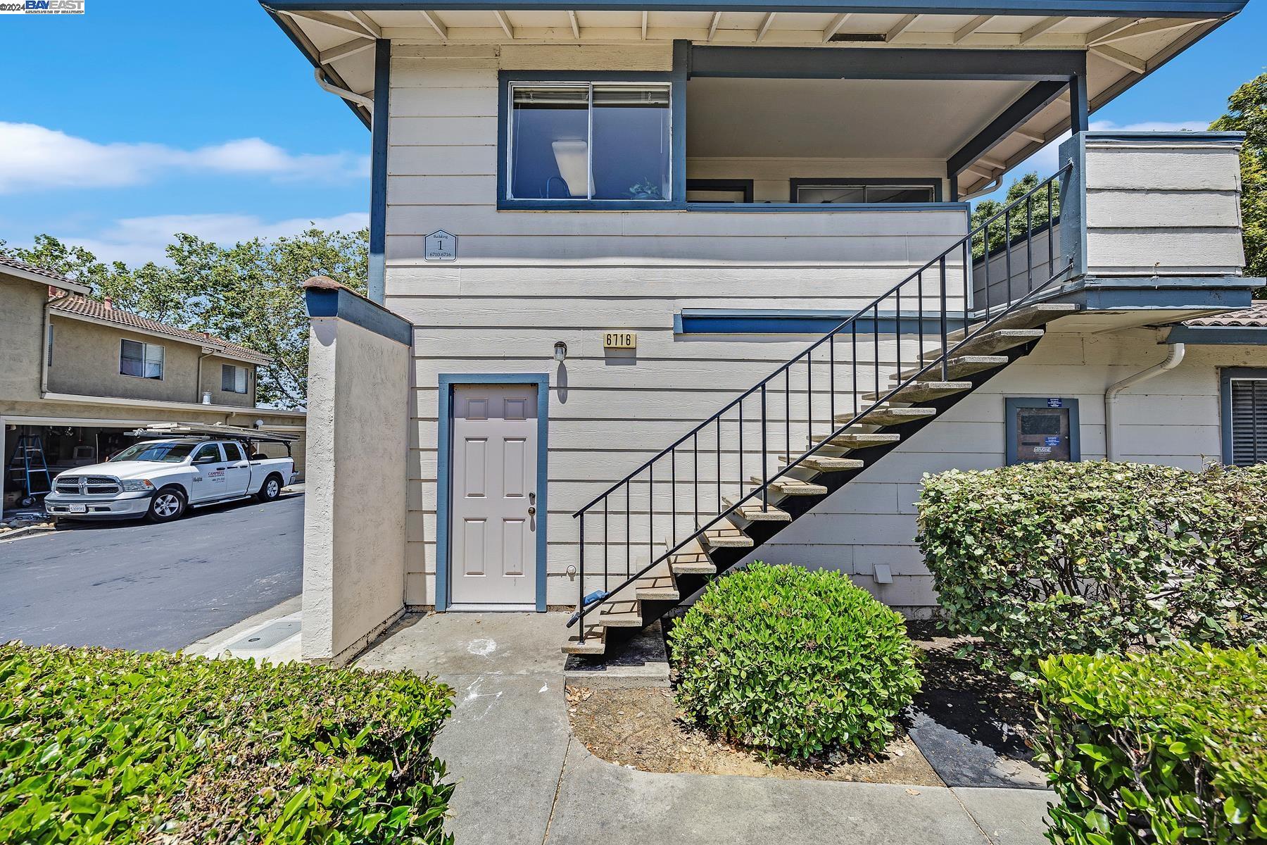 Photo #2: 41060532 Listing 