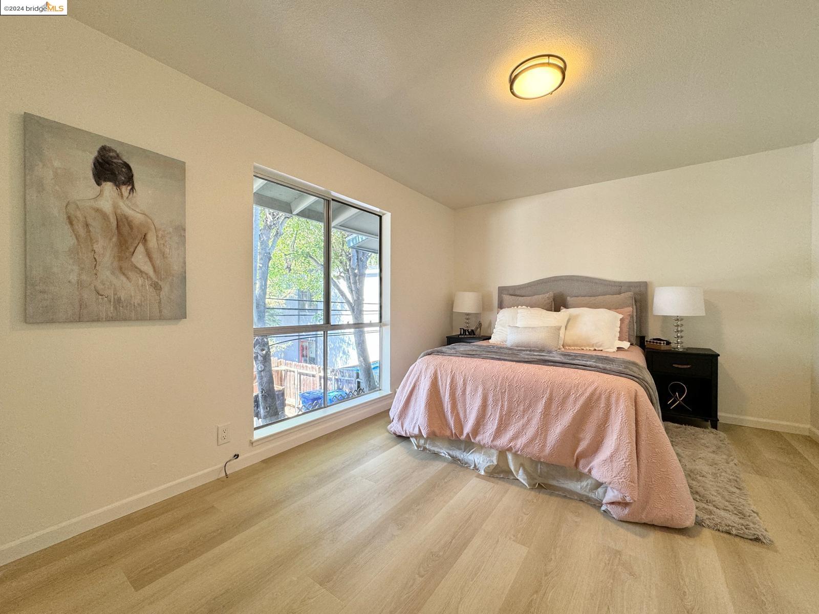 Detail Gallery Image 12 of 22 For 1036 Oak Grove Rd #72,  Concord,  CA 94518 - 1 Beds | 1 Baths