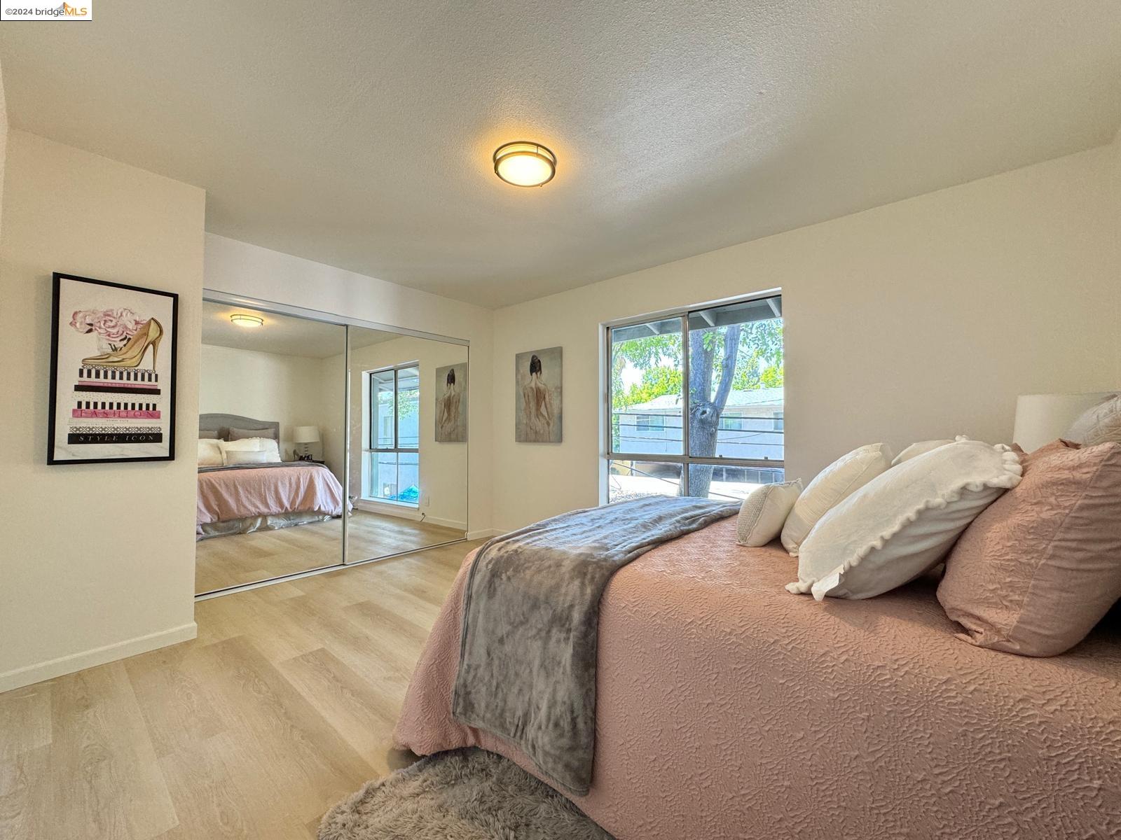 Detail Gallery Image 13 of 22 For 1036 Oak Grove Rd #72,  Concord,  CA 94518 - 1 Beds | 1 Baths