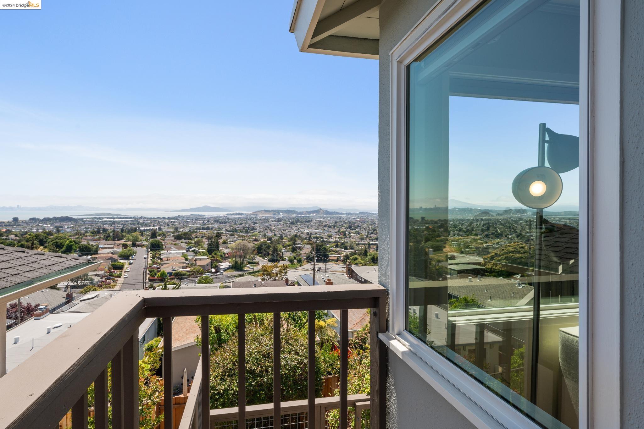 Detail Gallery Image 12 of 59 For 6248 Highland Ave, Richmond,  CA 94805 - 2 Beds | 2 Baths