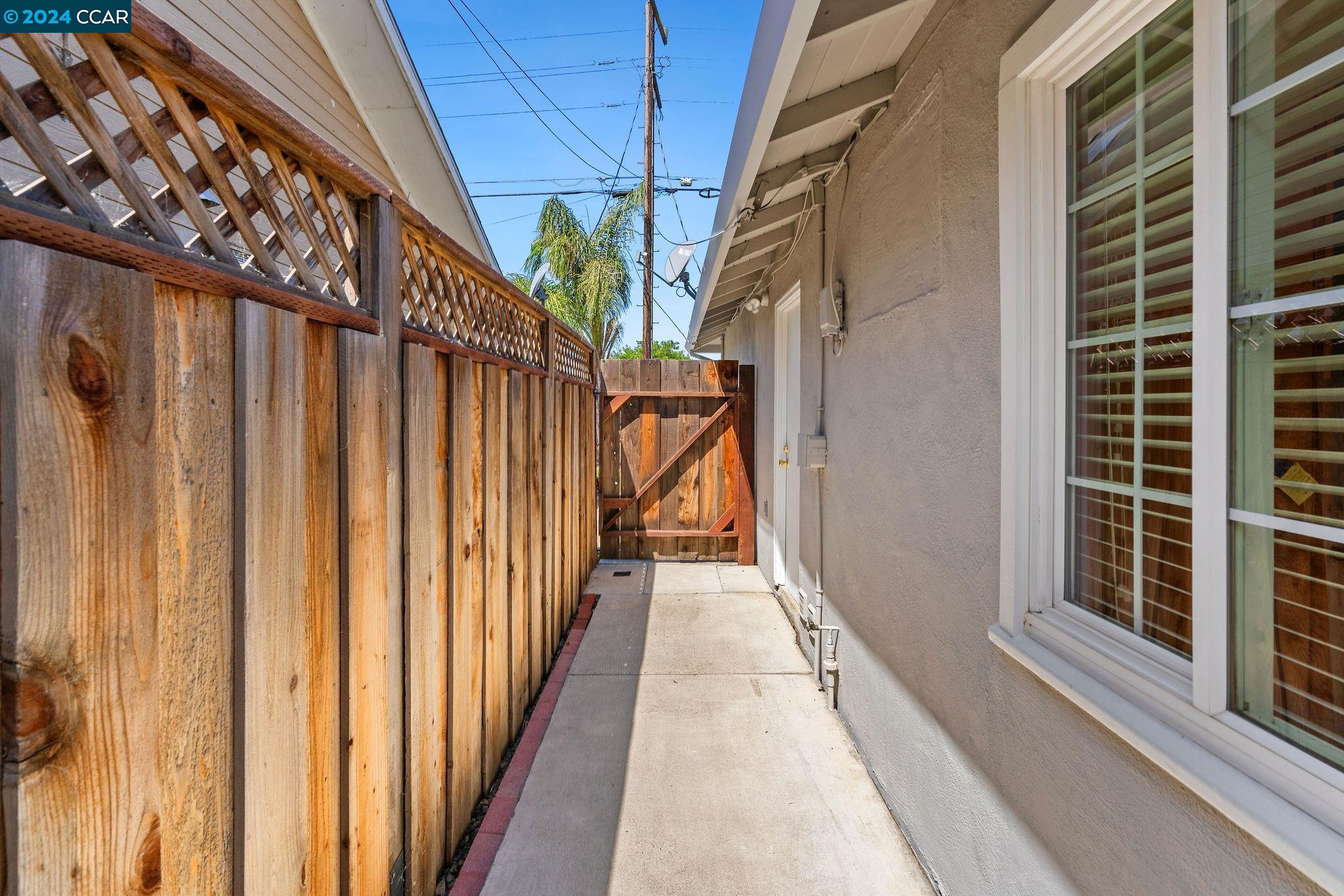 Detail Gallery Image 21 of 33 For 1307 August Way, Antioch,  CA 94509 - 3 Beds | 1 Baths