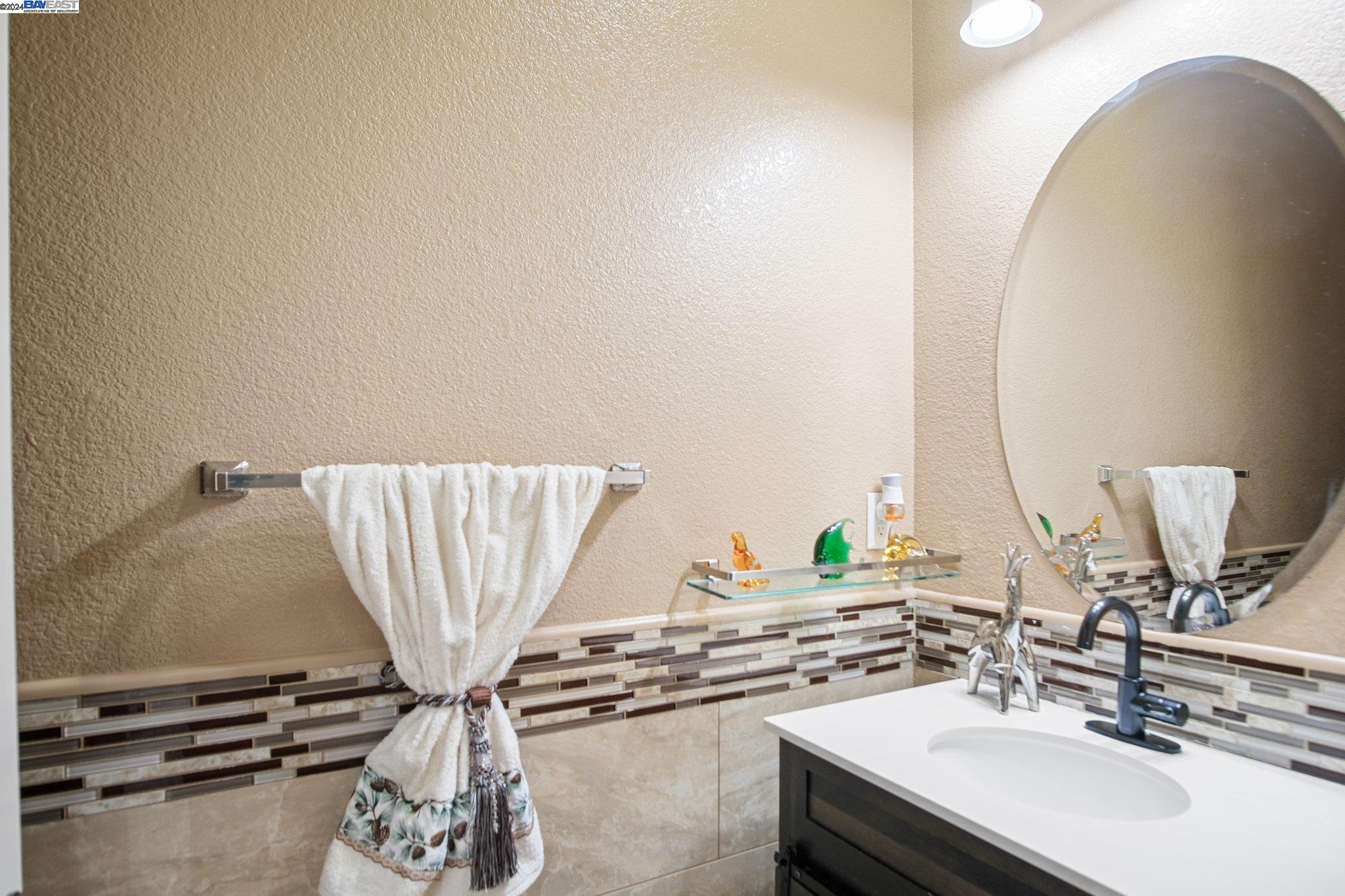 Detail Gallery Image 18 of 53 For 416 Wild Oak Drive, Lathrop,  CA 95330 - 4 Beds | 3/1 Baths
