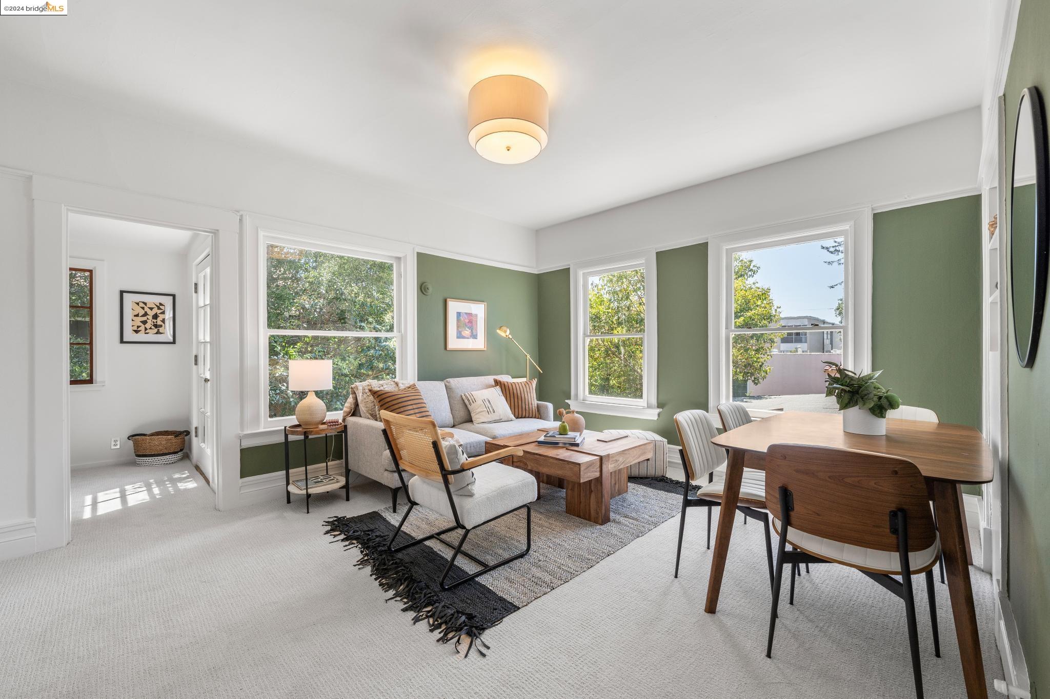 Detail Gallery Image 16 of 36 For 2626 Benvenue Ave #4,  Berkeley,  CA 94704 - 1 Beds | 1 Baths