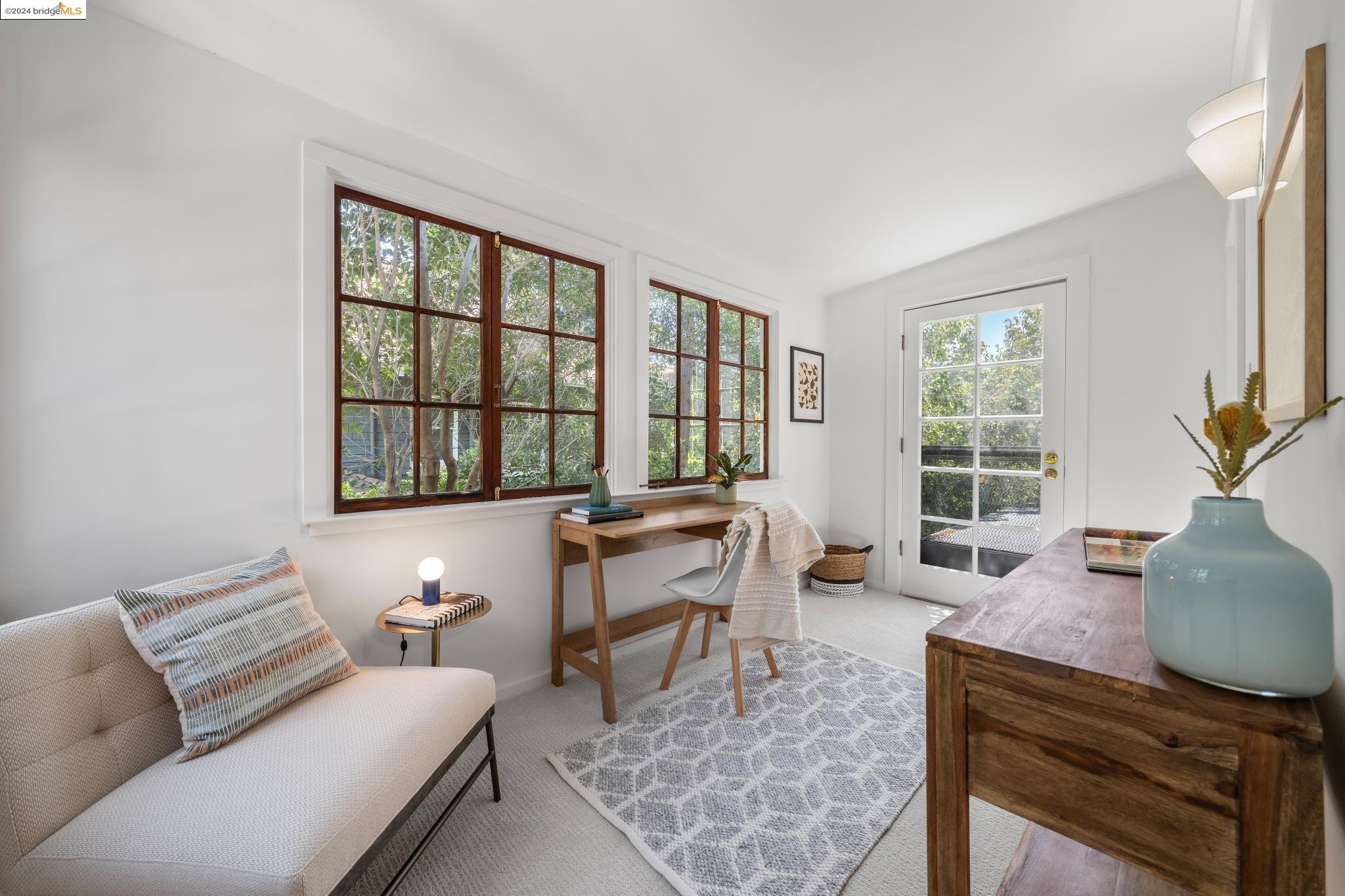 Detail Gallery Image 27 of 36 For 2626 Benvenue Ave #4,  Berkeley,  CA 94704 - 1 Beds | 1 Baths