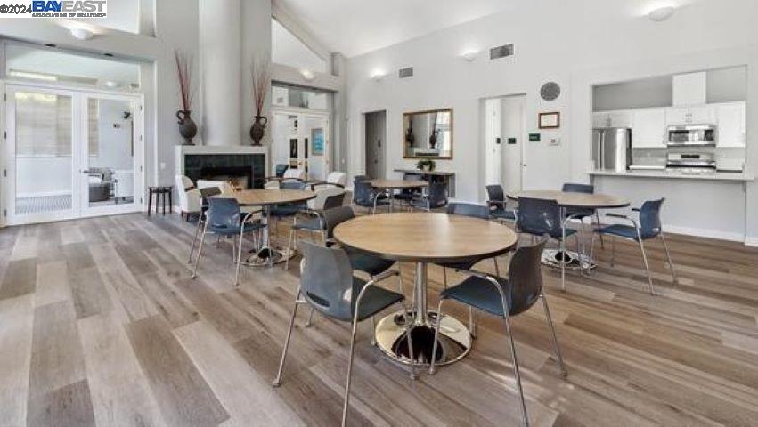 Photo #2: 41060569 Listing 