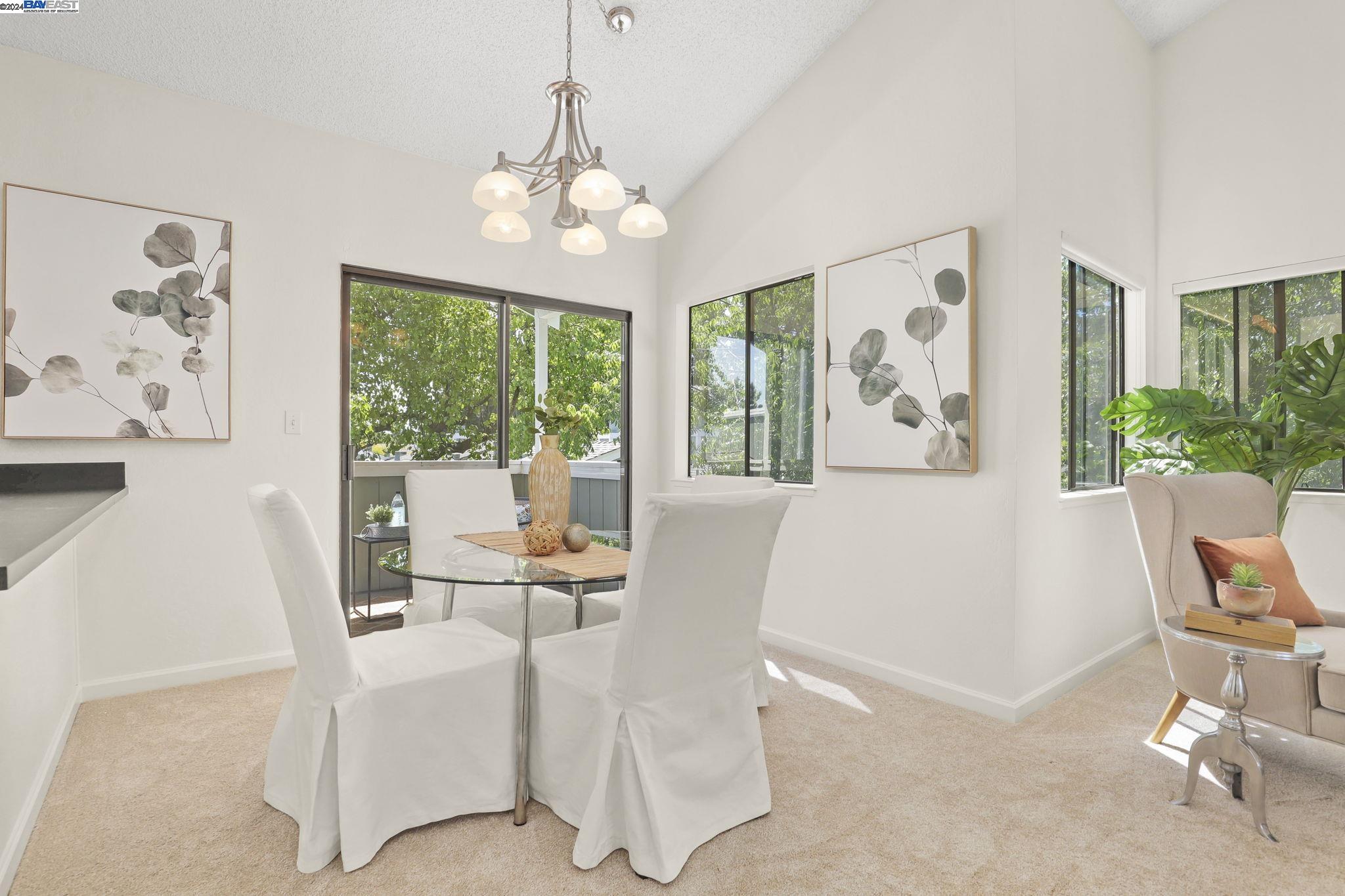Detail Gallery Image 5 of 23 For 1006 Maywood Ln 3b,  Martinez,  CA 94553 - 2 Beds | 1 Baths