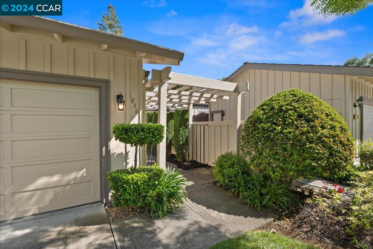 Photo #5: 41060595 Listing 