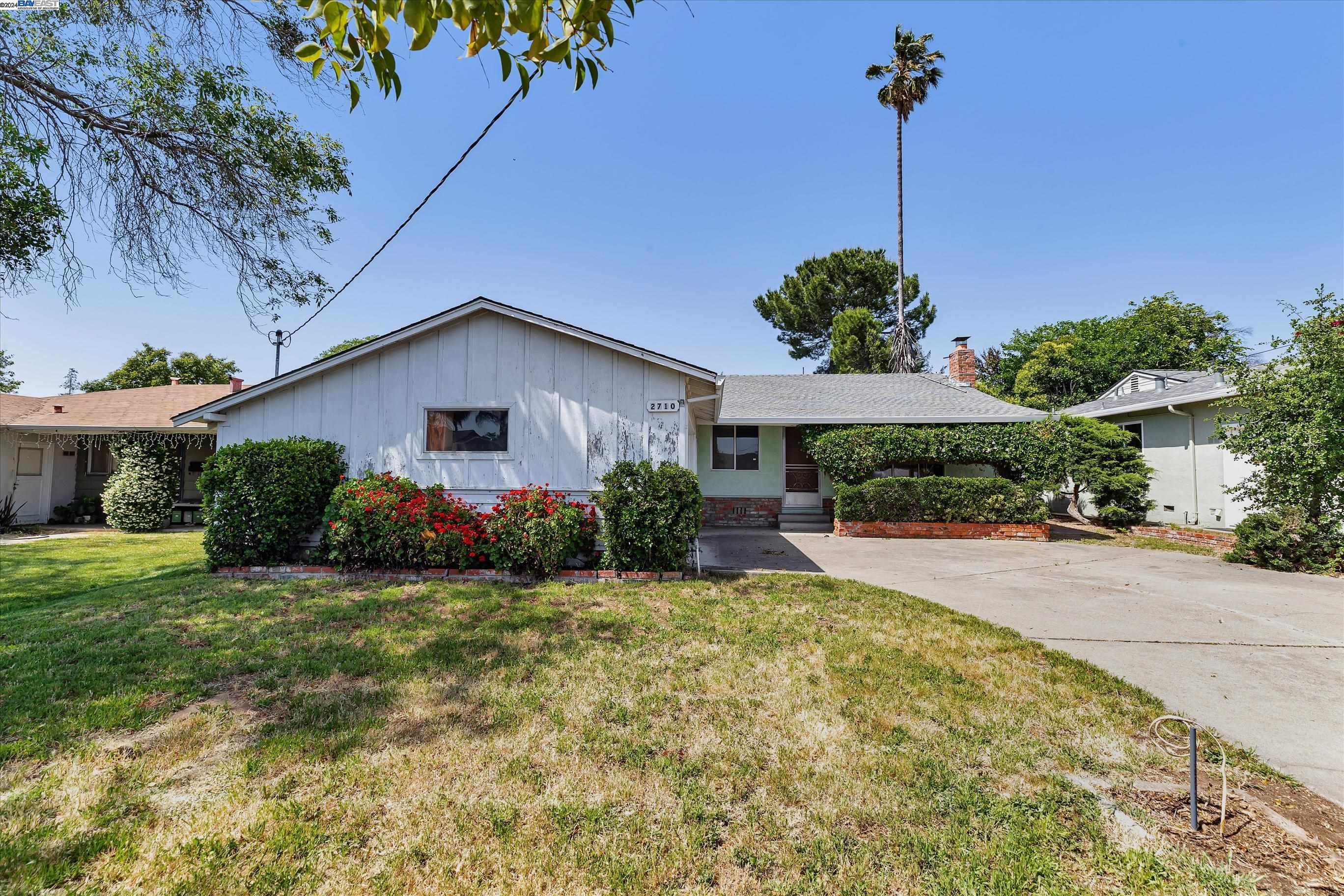 Detail Gallery Image 1 of 1 For 2710 Kelly St, Livermore,  CA 94551 - 3 Beds | 2 Baths