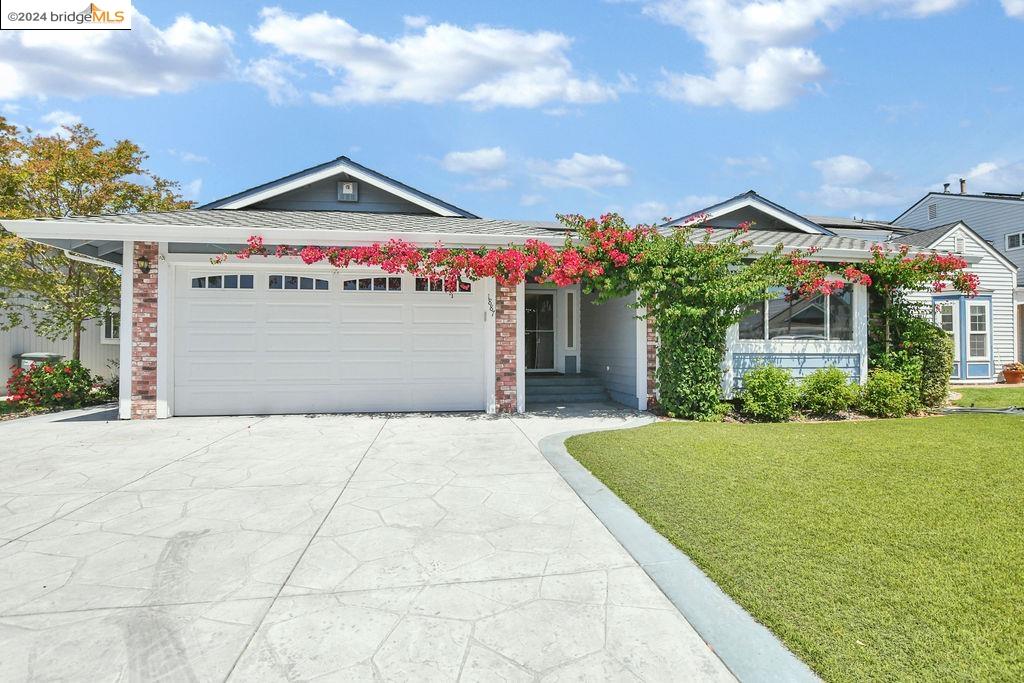 Detail Gallery Image 1 of 1 For 1887 Dolphin Pl, Discovery Bay,  CA 94505 - 3 Beds | 2 Baths