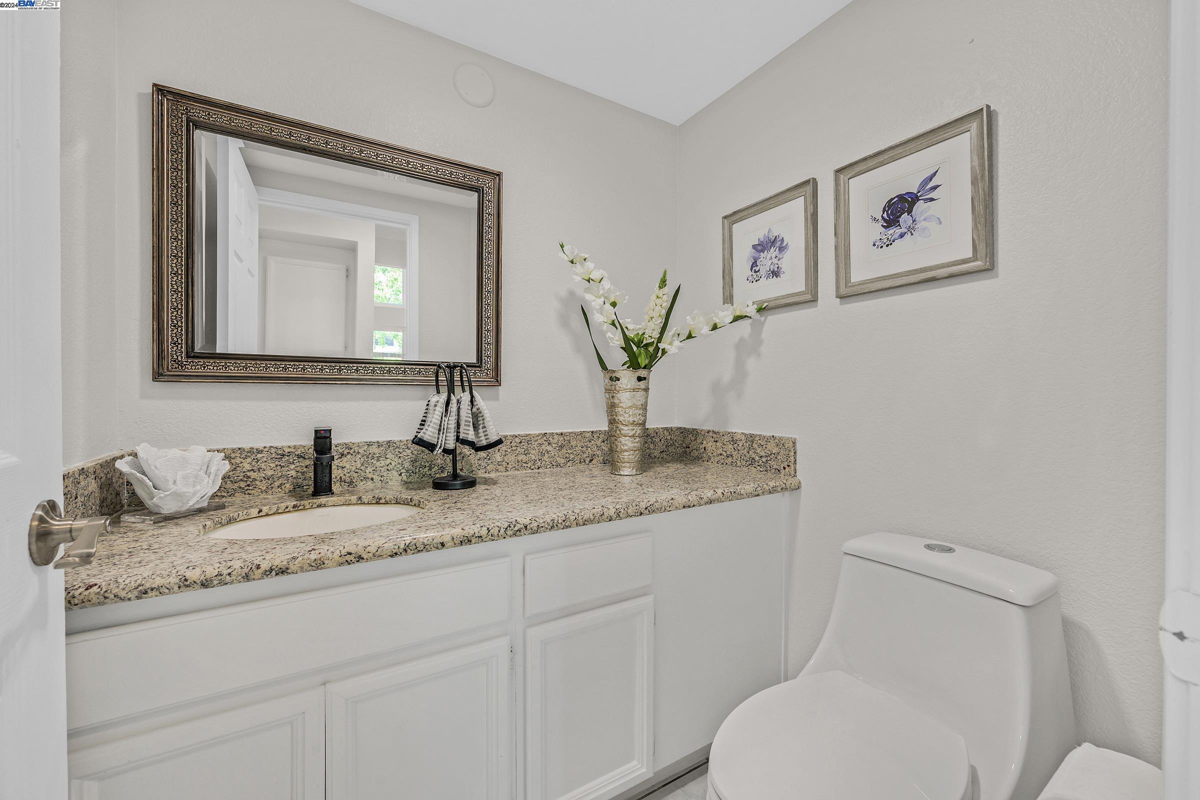 Detail Gallery Image 14 of 34 For 5228 Mill Creek Ln, San Jose,  CA 95136 - 4 Beds | 2/1 Baths