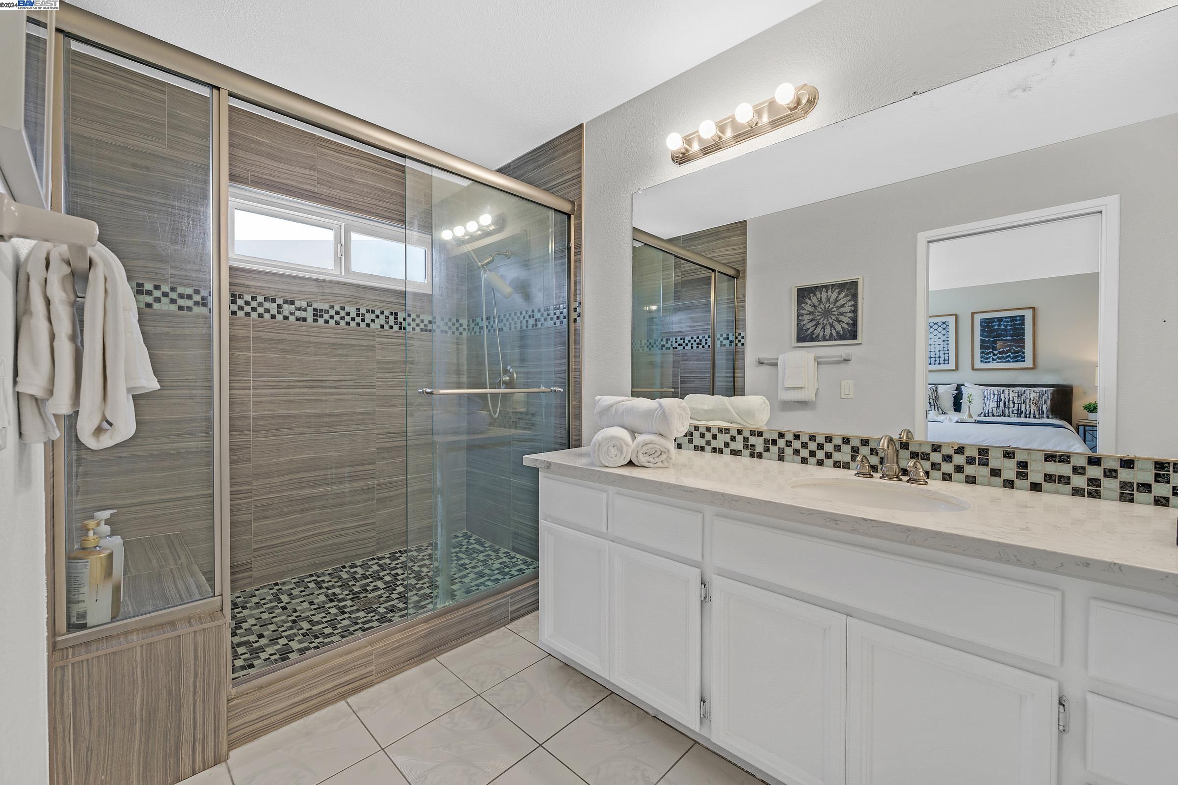 Detail Gallery Image 25 of 34 For 5228 Mill Creek Ln, San Jose,  CA 95136 - 4 Beds | 2/1 Baths
