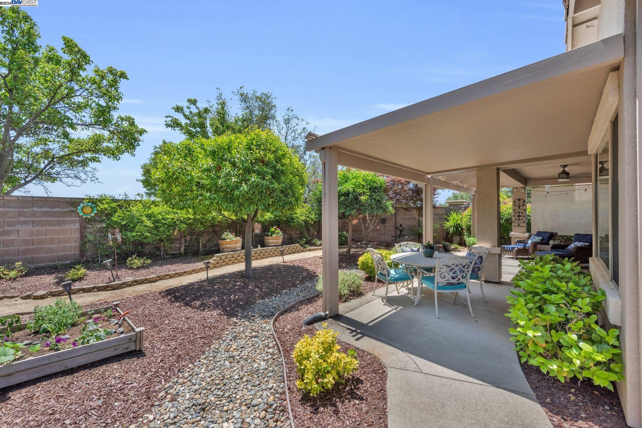 Detail Gallery Image 31 of 48 For 1101 Ivy Arbor Ln, Lincoln,  CA 95648 - 2 Beds | 2 Baths