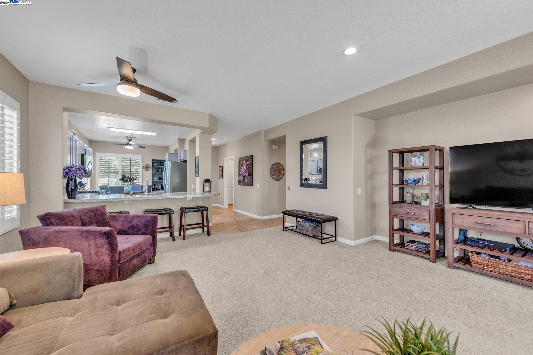 Detail Gallery Image 8 of 48 For 1101 Ivy Arbor Ln, Lincoln,  CA 95648 - 2 Beds | 2 Baths
