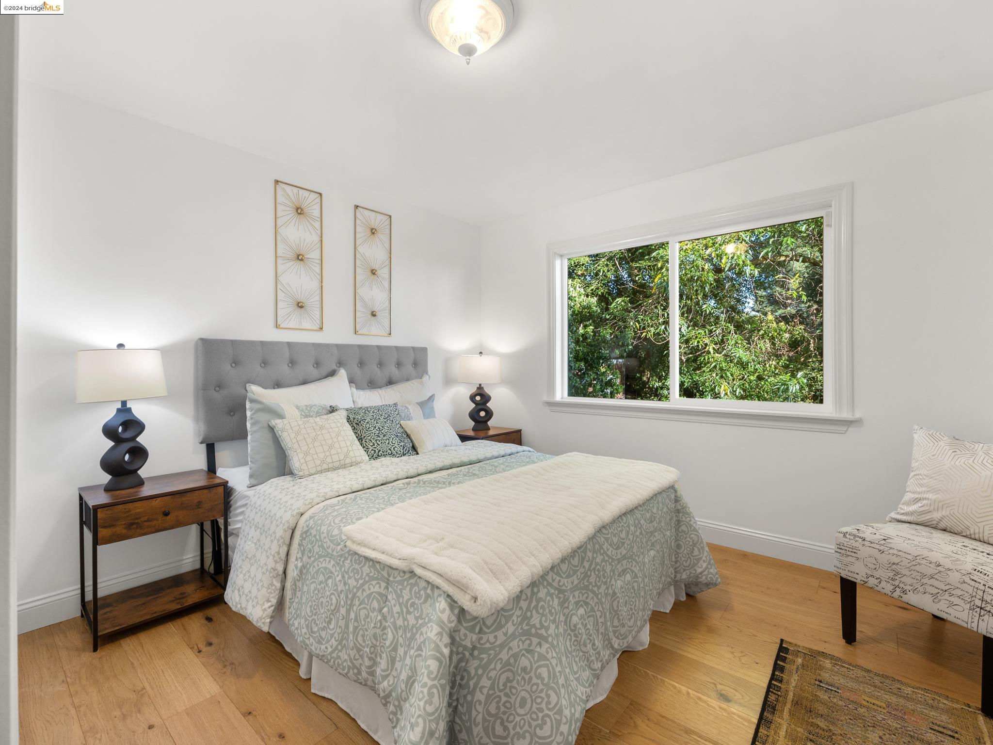 Detail Gallery Image 31 of 60 For 1040 Keith Avenue, Berkeley,  CA 94708 - 4 Beds | 3/1 Baths