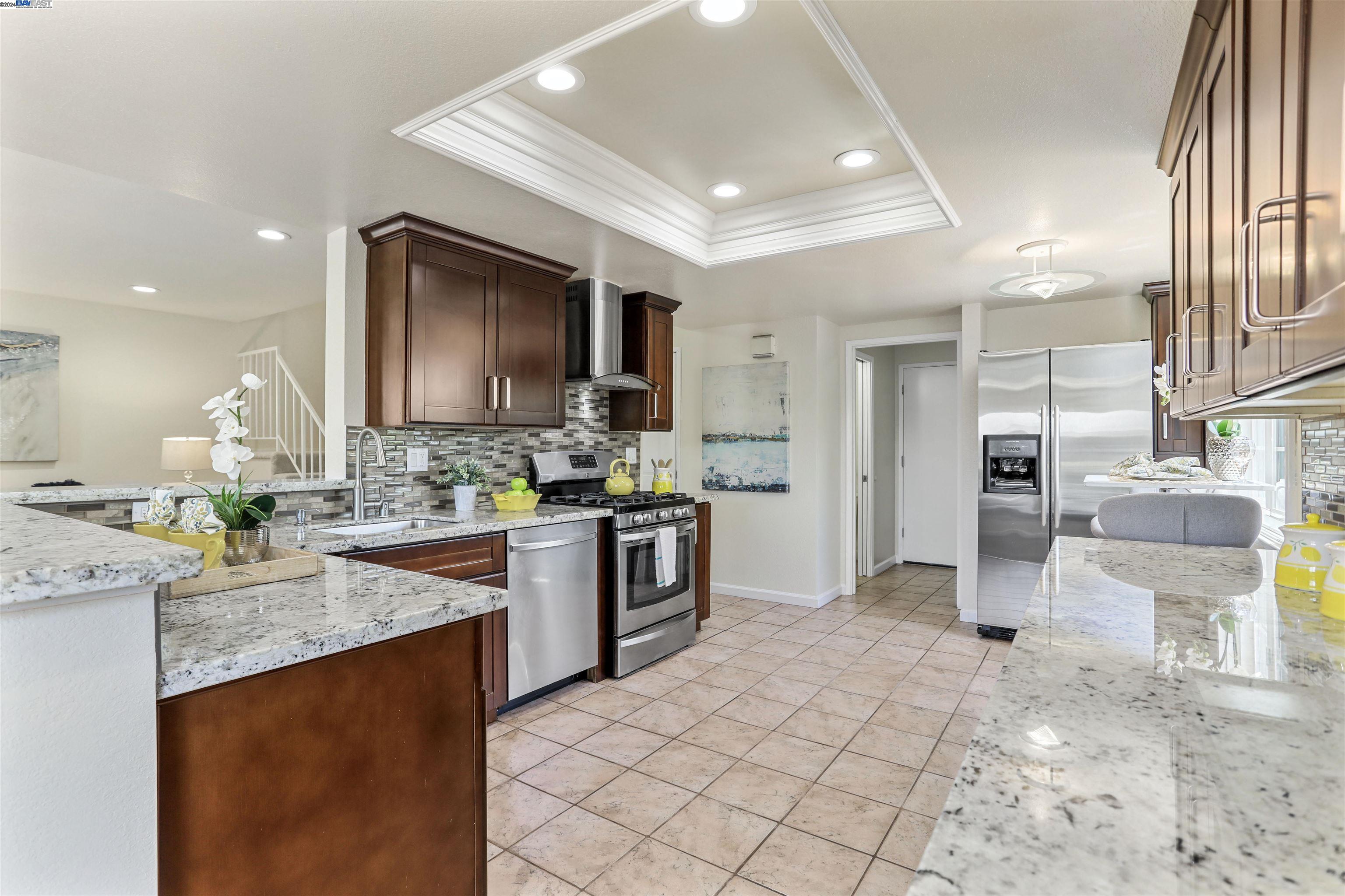 Detail Gallery Image 13 of 41 For 41563 Patton Terrace, Fremont,  CA 94538 - 3 Beds | 2/1 Baths