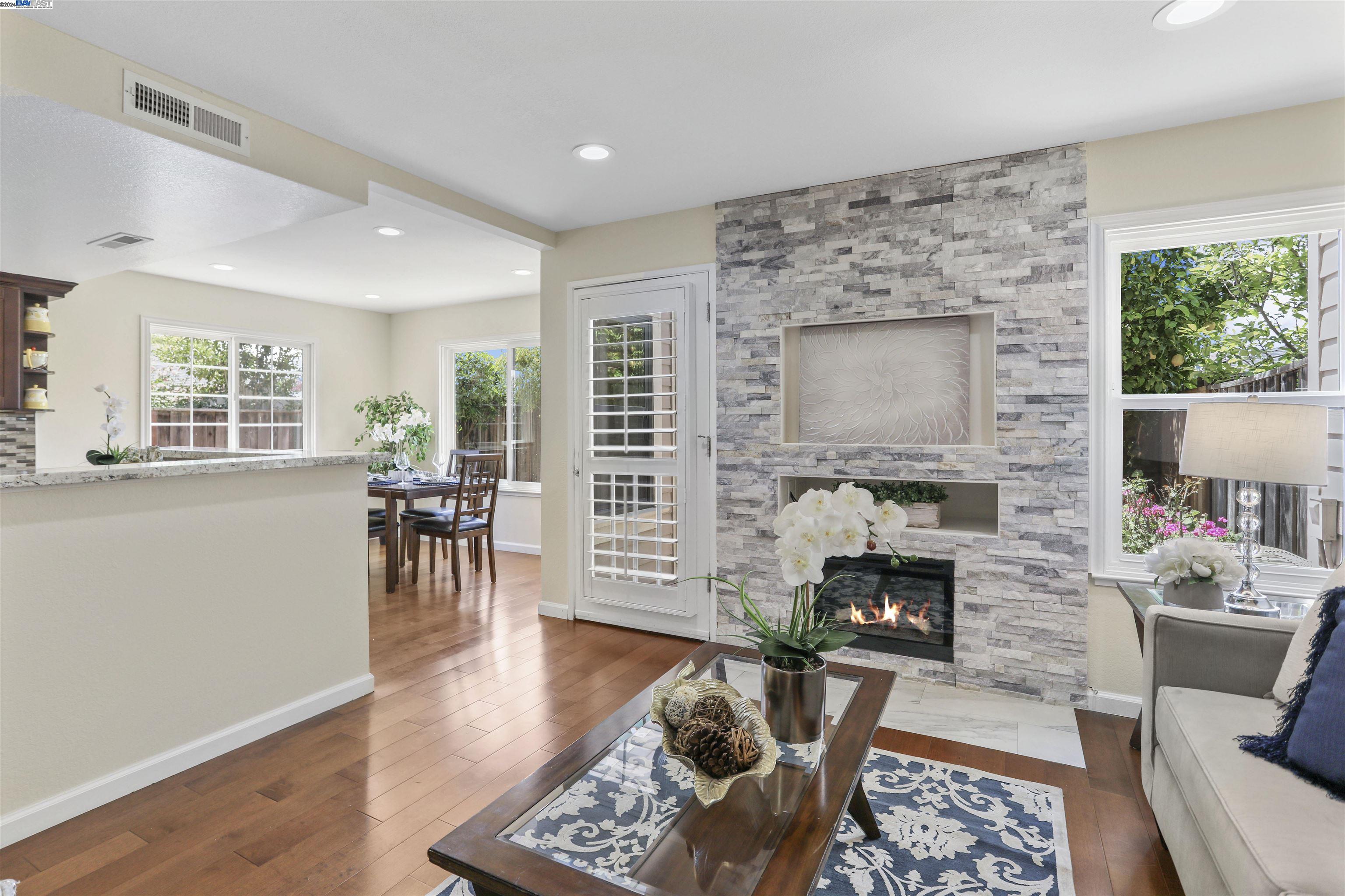 Detail Gallery Image 10 of 41 For 41563 Patton Terrace, Fremont,  CA 94538 - 3 Beds | 2/1 Baths