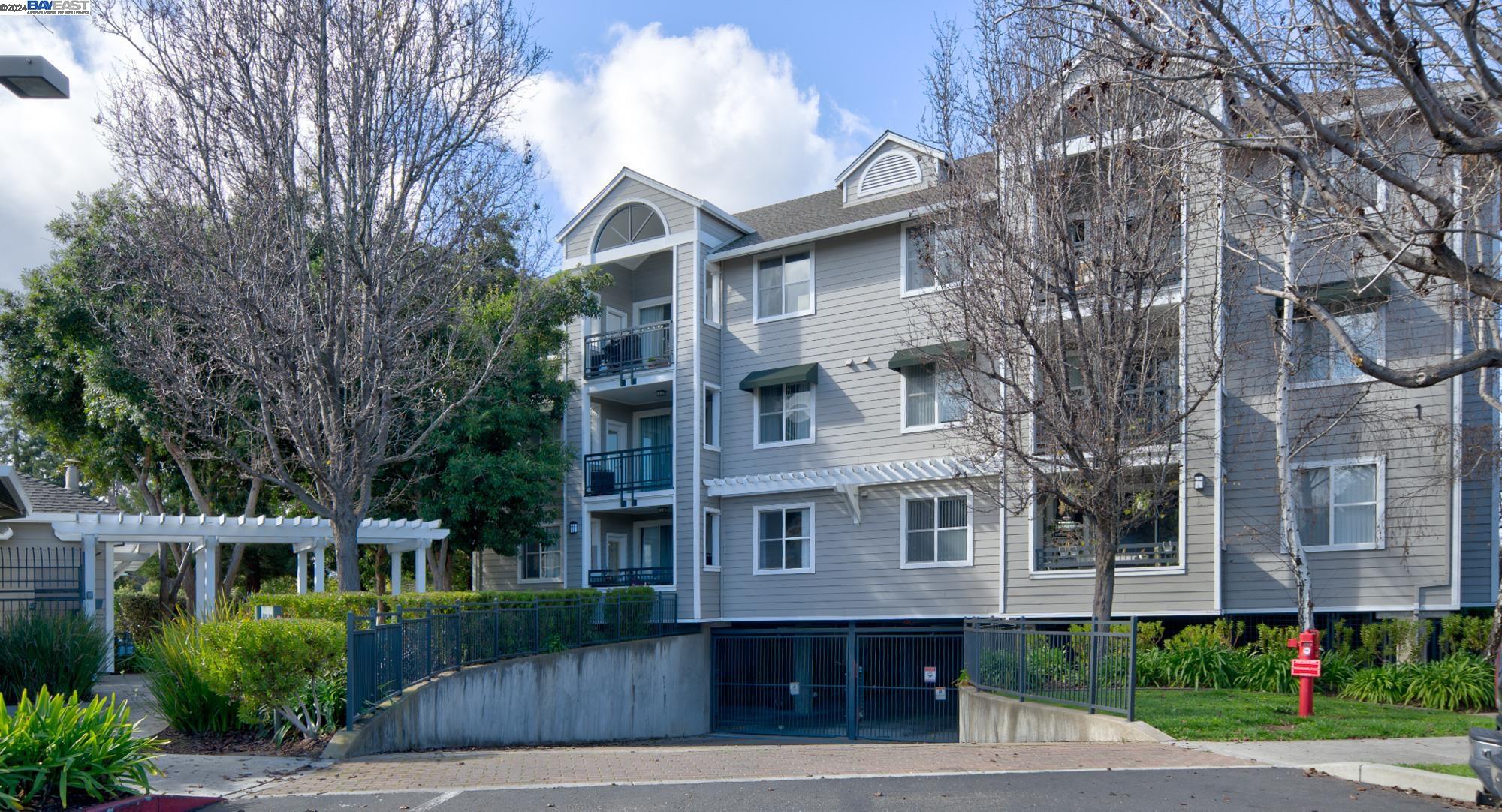 Detail Gallery Image 1 of 1 For 1982 W Bayshore Rd #115,  East Palo Alto,  CA 94303 - 1 Beds | 1 Baths